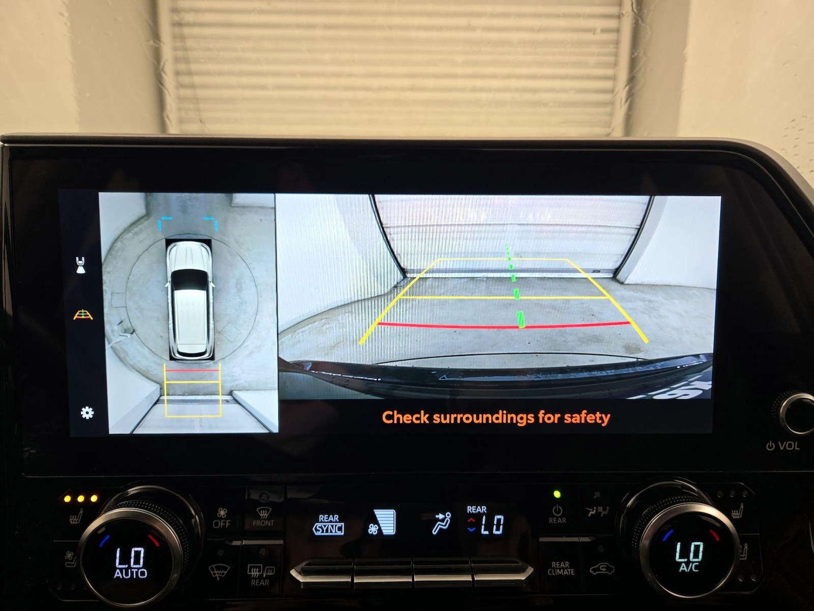 2023 Toyota Highlander Limited - Photo 16