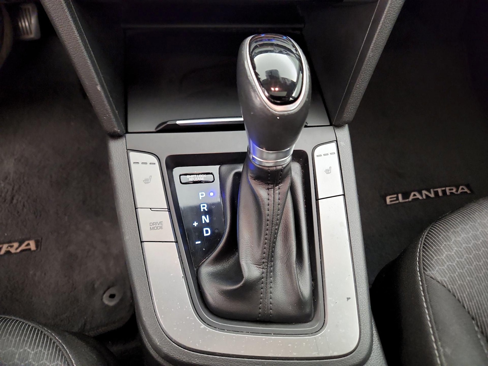 2017 Hyundai Elantra Value Edition - Photo 19