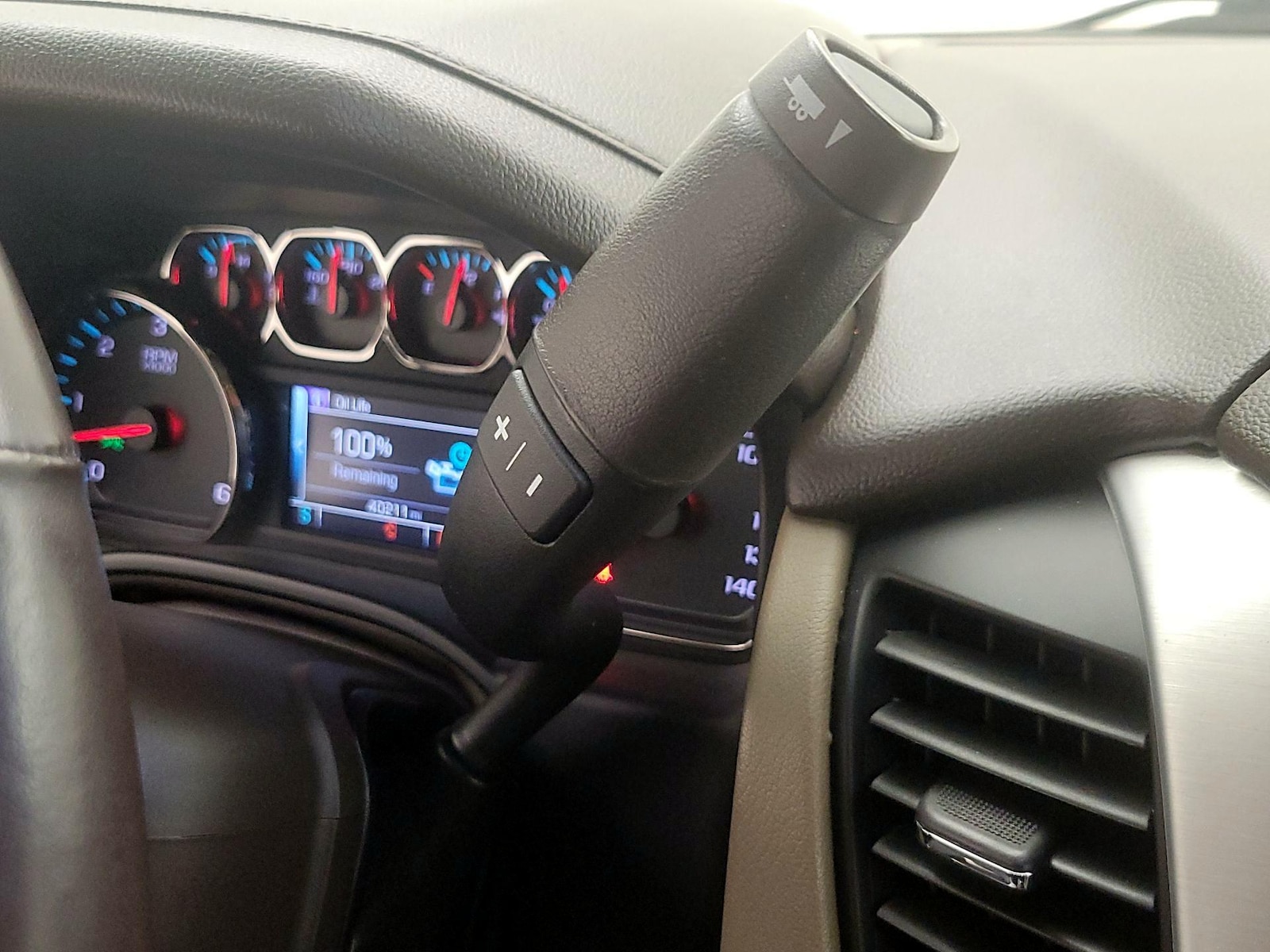 2020 GMC Yukon SLT - Photo 18