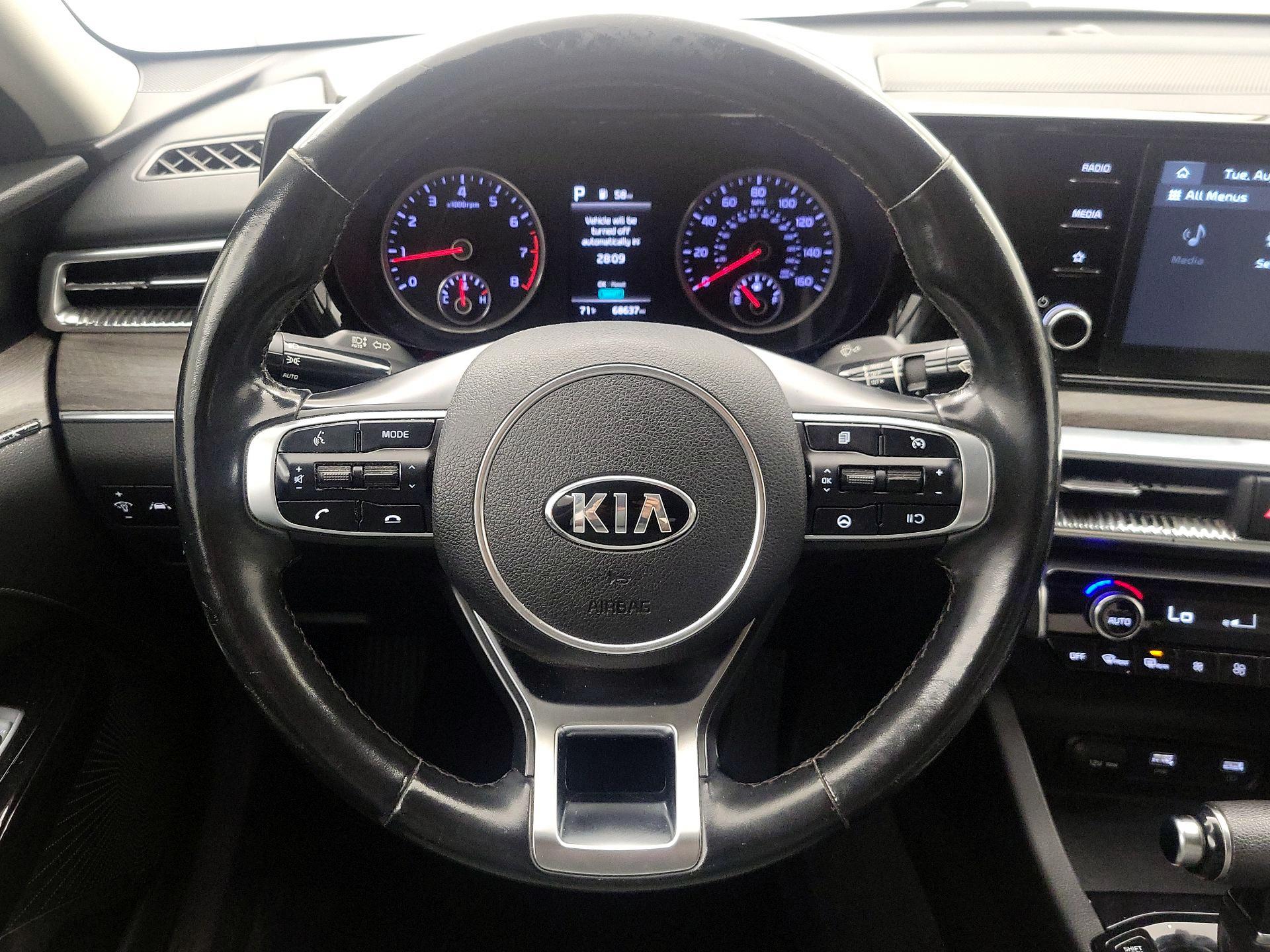 Thumbnail: 2021 Kia K5 - 10