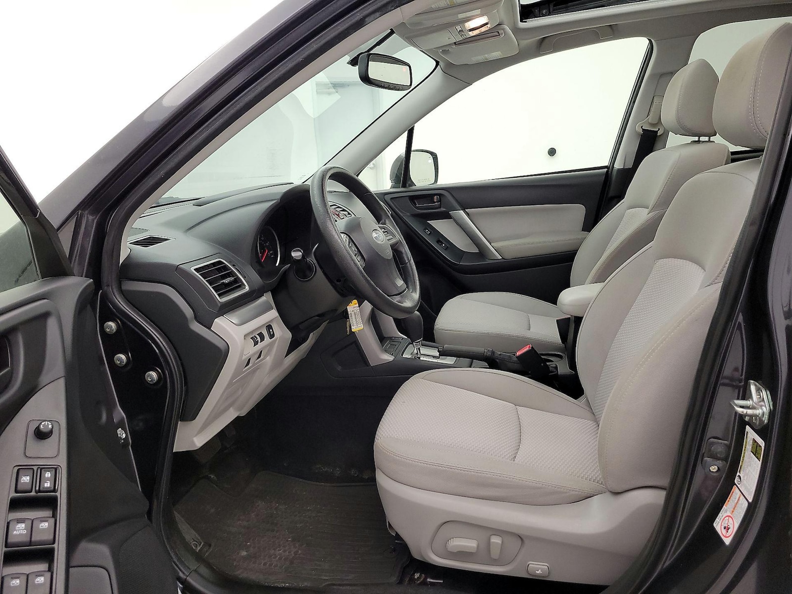 2016 Subaru Forester i Premium - Photo 12