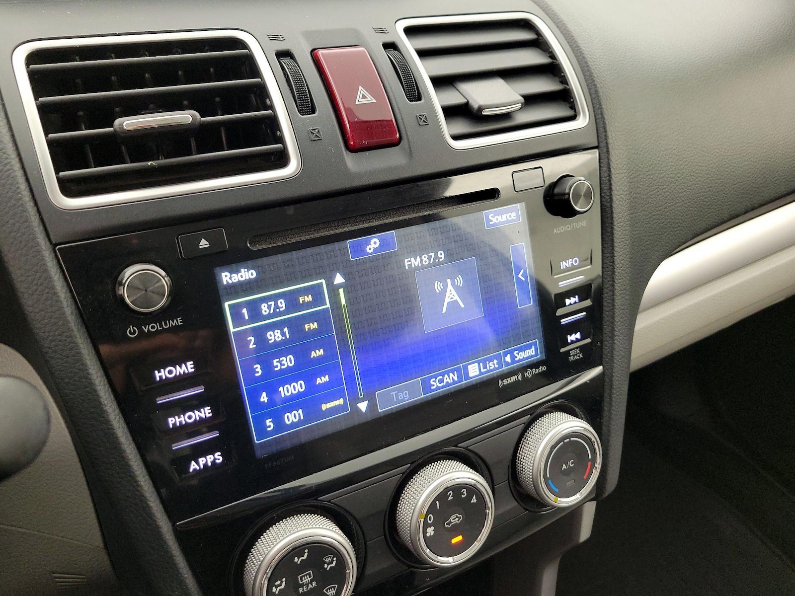 2016 Subaru Forester i Premium - Photo 16