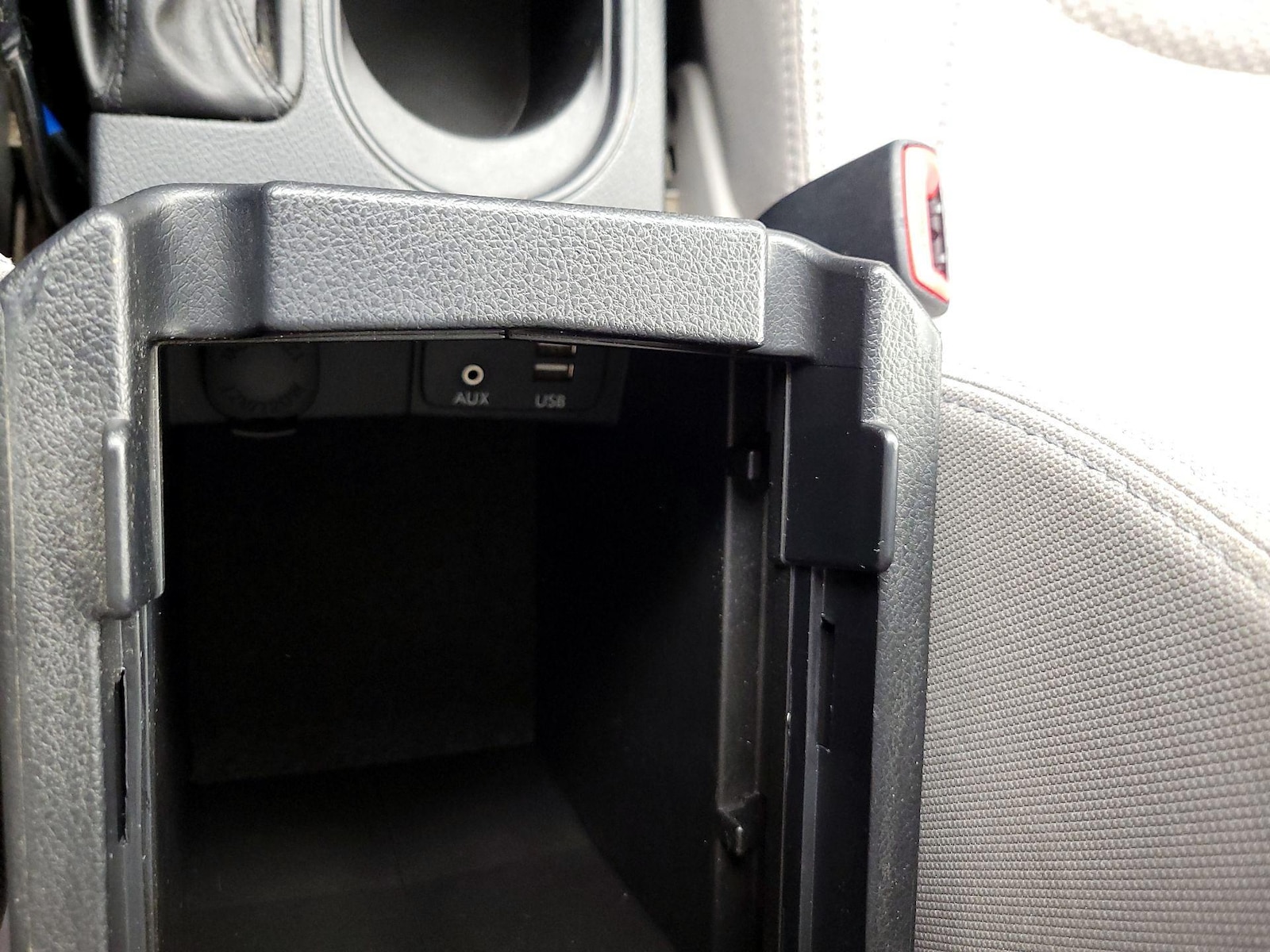 2016 Subaru Forester i Premium - Photo 19