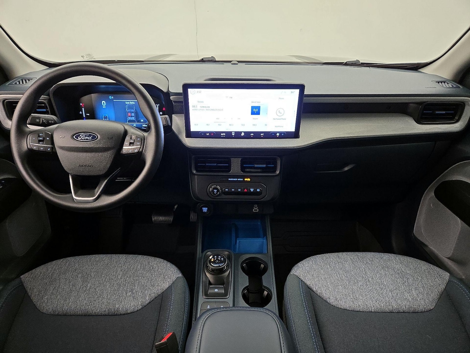 2025 Ford Maverick XLT - Photo 10