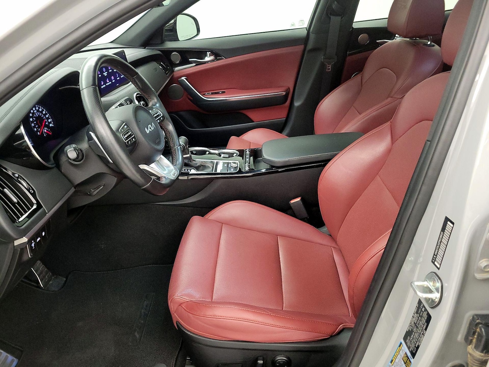 2023 Kia Stinger GT-Line - Photo 12