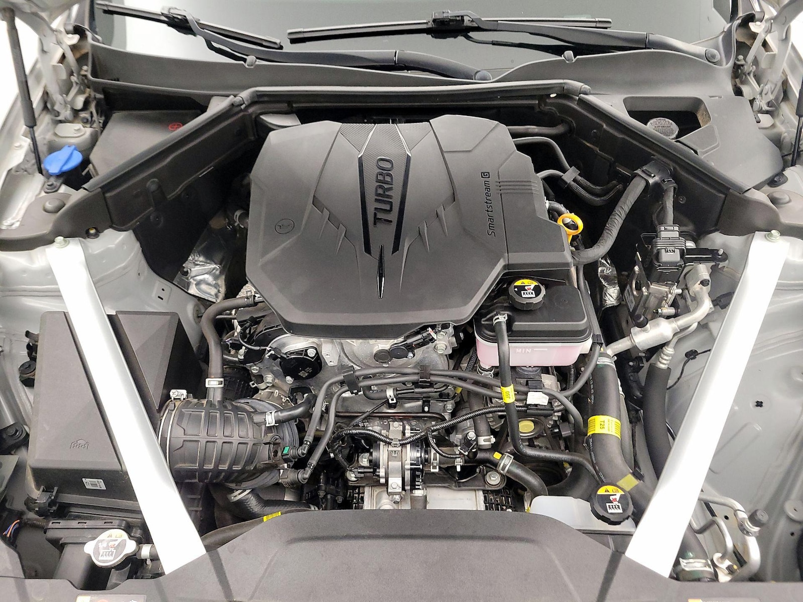 2023 Kia Stinger GT-Line - Photo 23