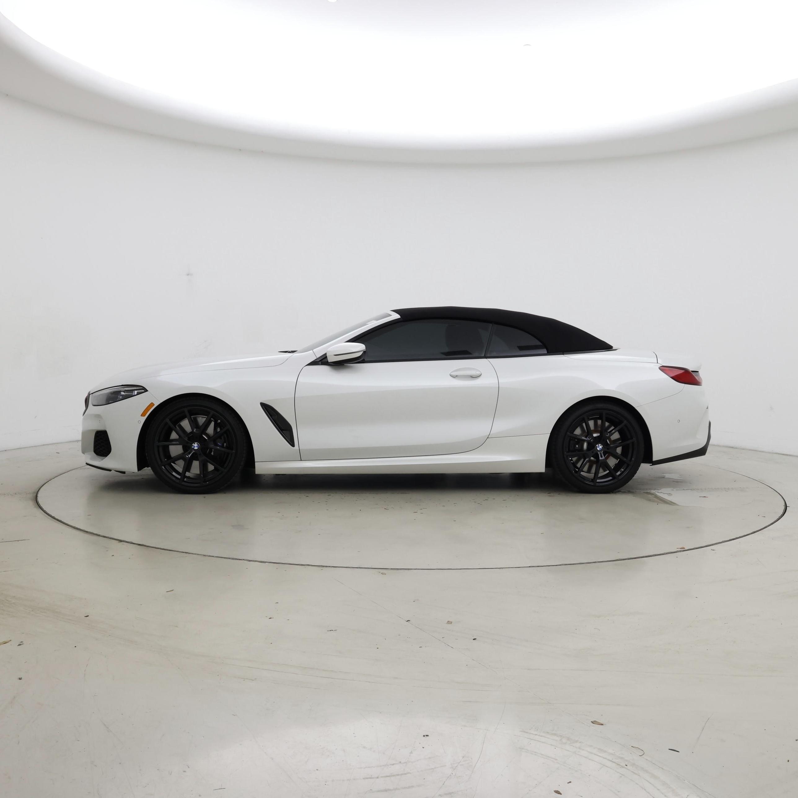Thumbnail: 2022 BMW 8 Series - 3