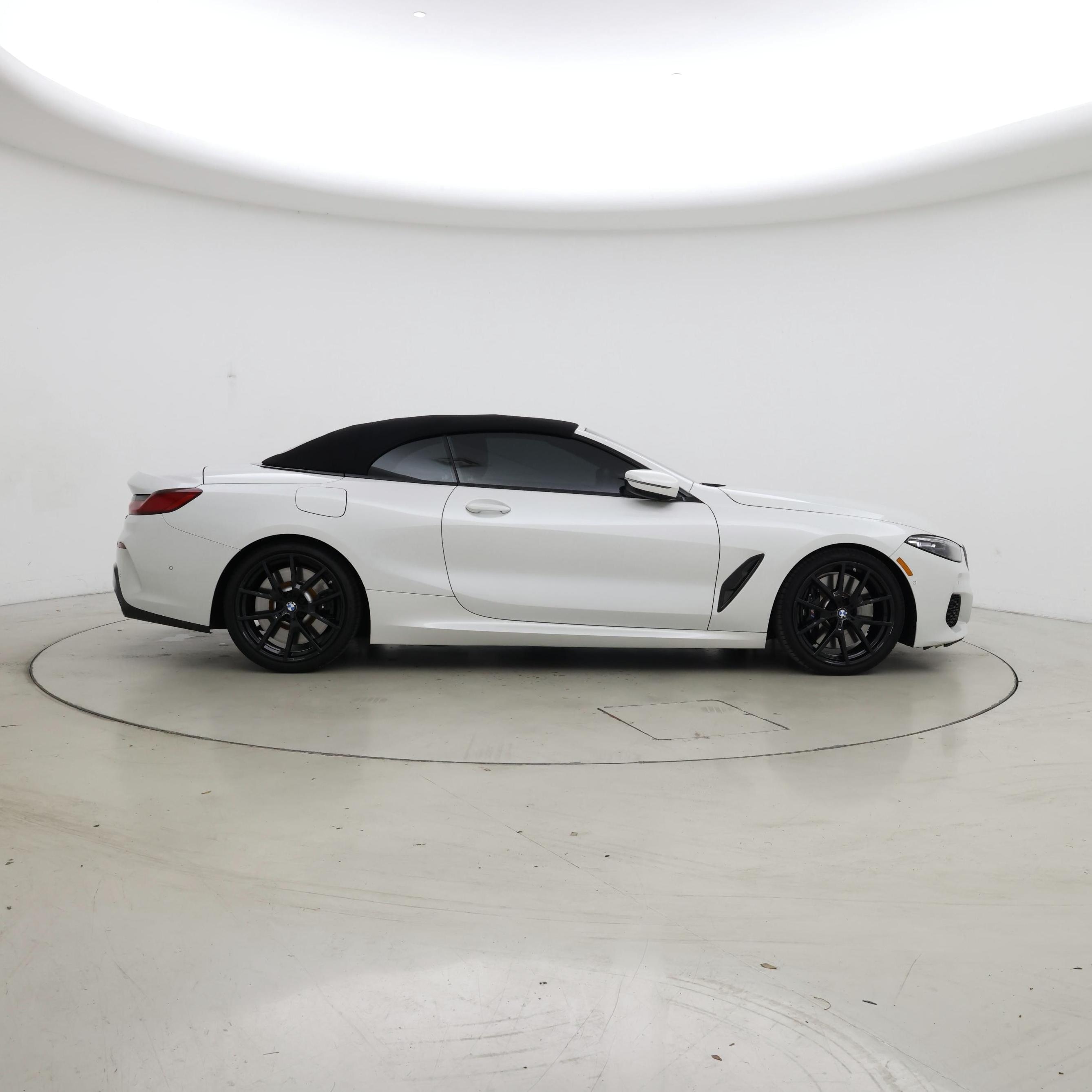 Thumbnail: 2022 BMW 8 Series - 7