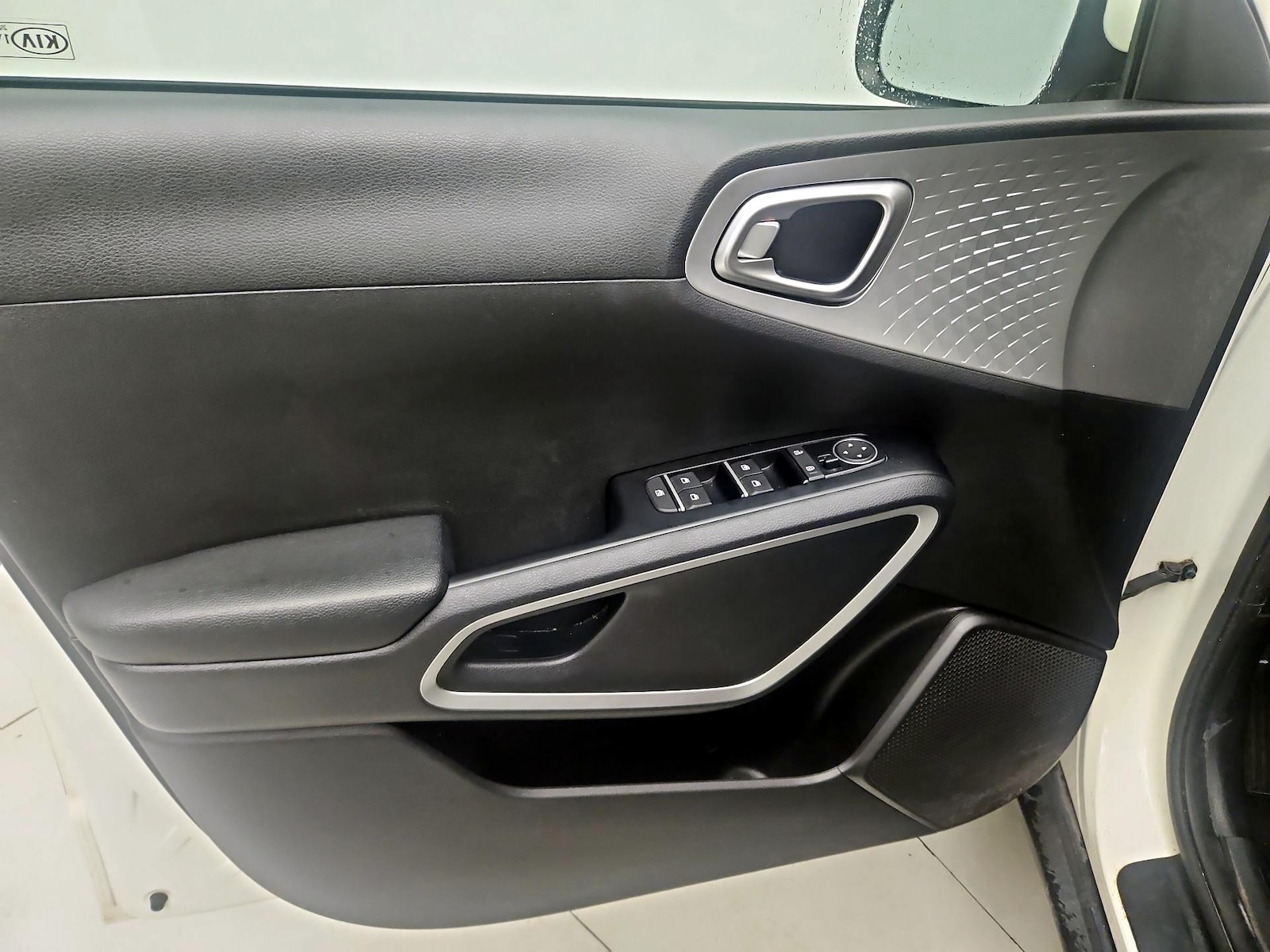 2020 Kia Soul LX - Photo 13