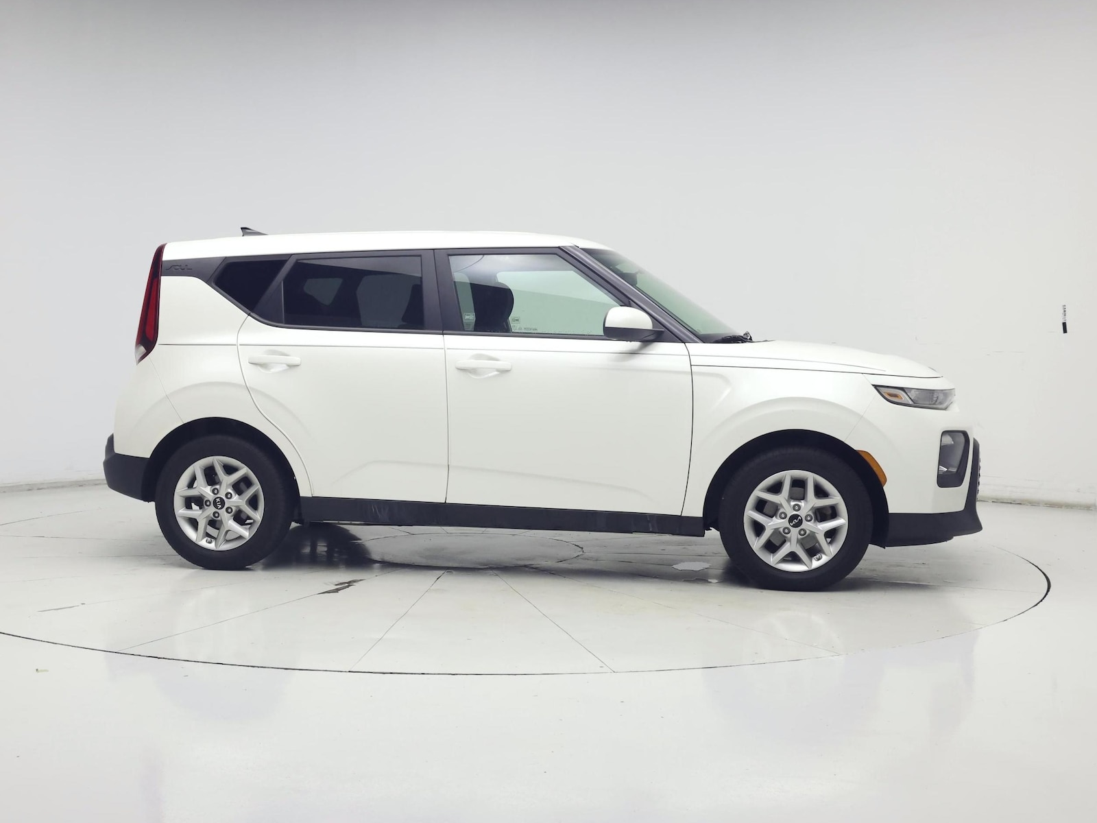 2020 Kia Soul LX - Photo 8