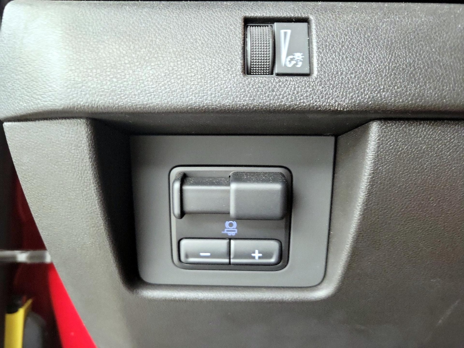 2023 Chevrolet Colorado Z71 - Photo 14