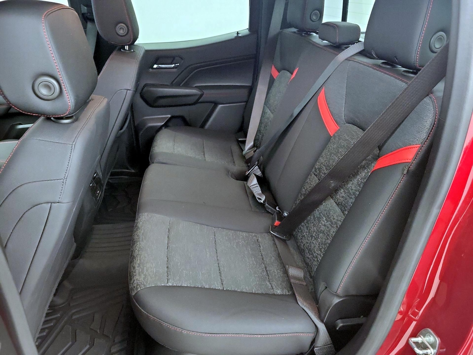 2023 Chevrolet Colorado Z71 - Photo 20