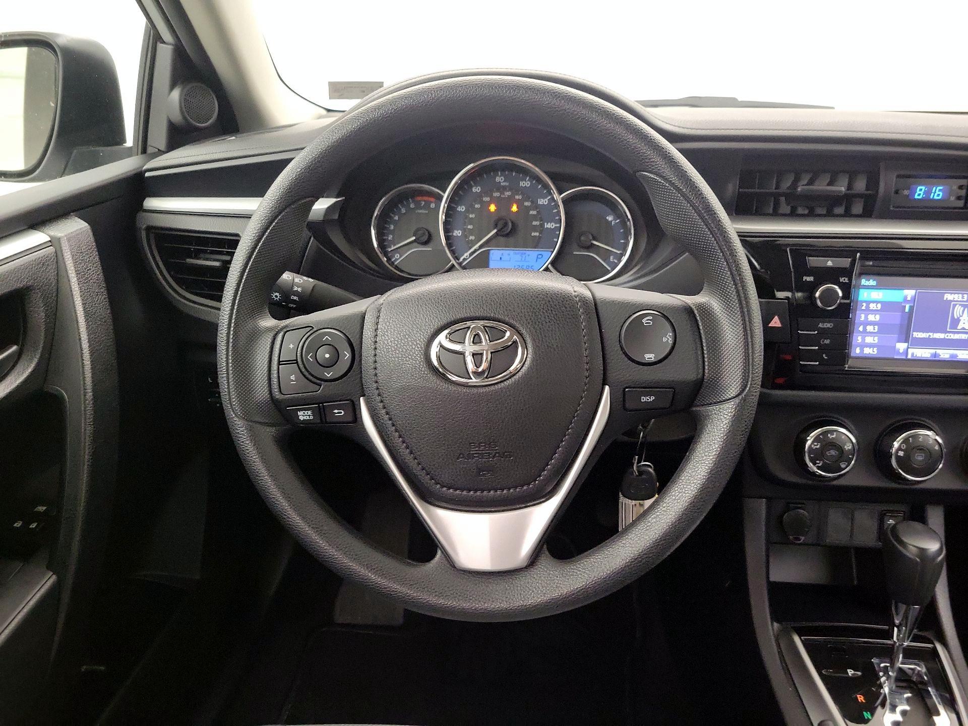 Thumbnail: 2016 Toyota Corolla - 10