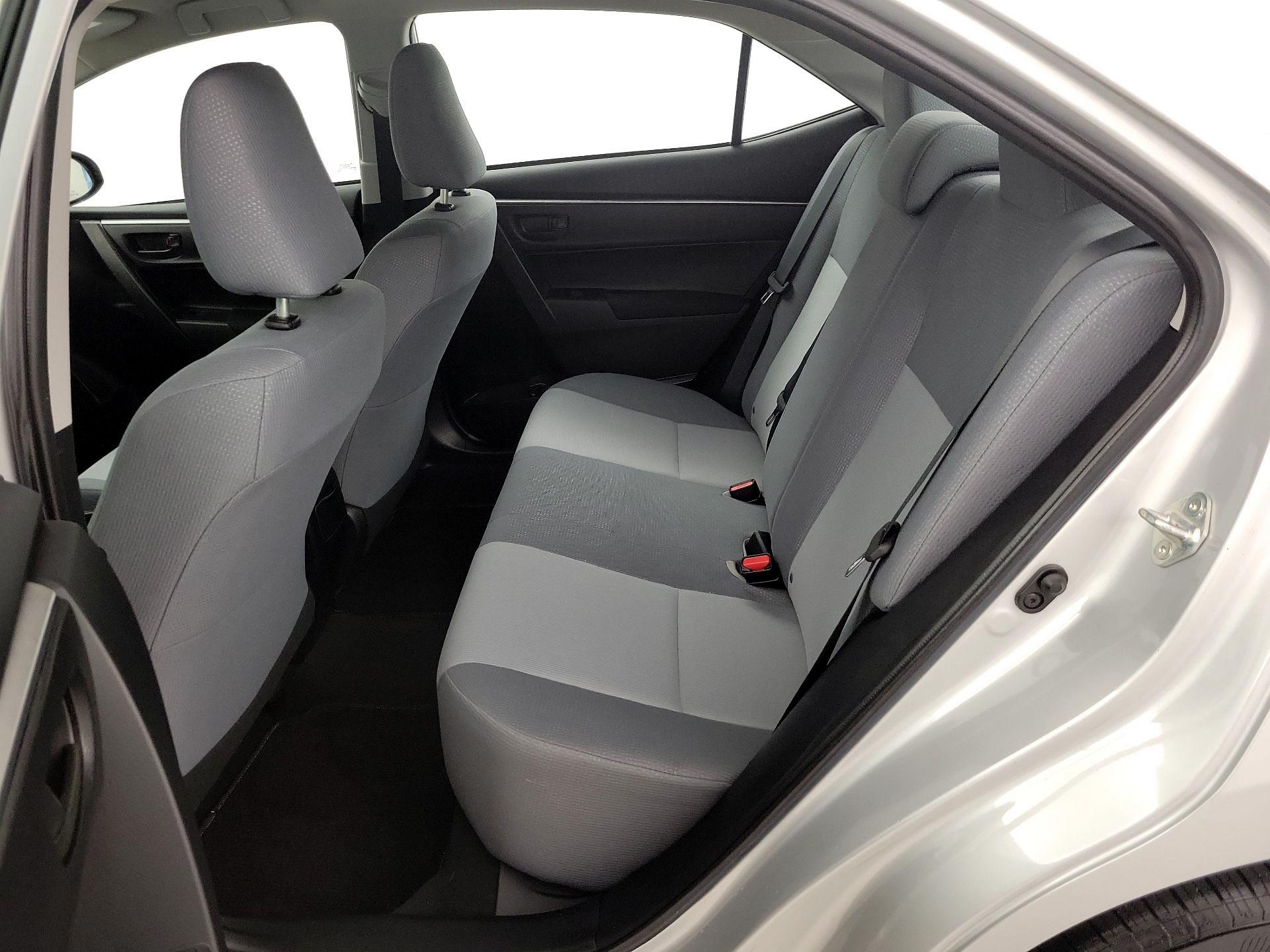 Thumbnail: 2016 Toyota Corolla - 18