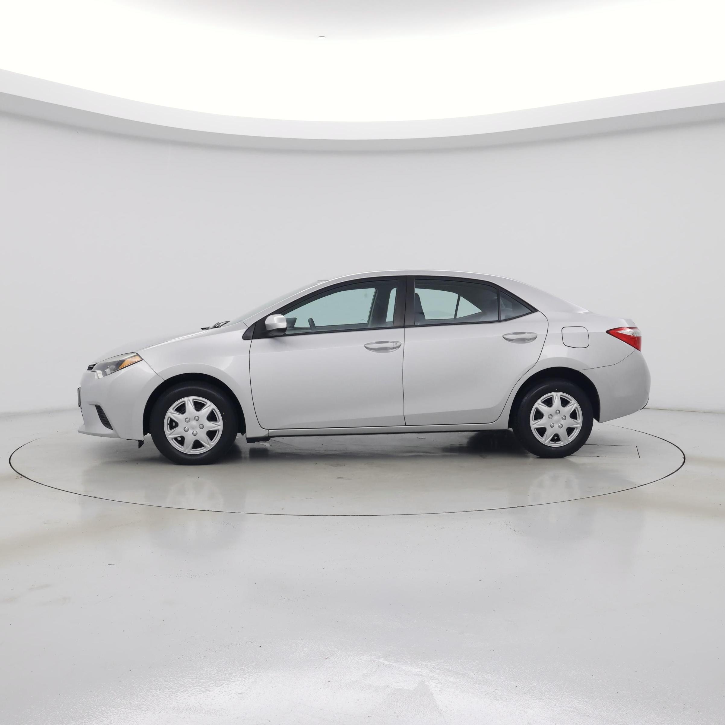 Thumbnail: 2016 Toyota Corolla - 3