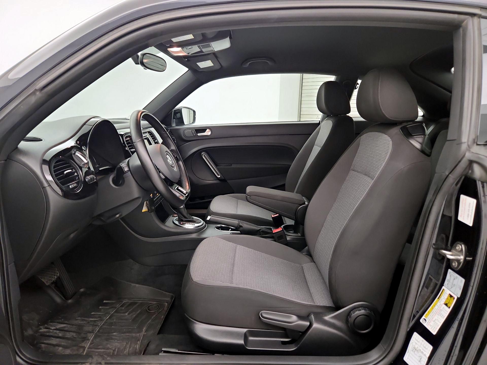 Thumbnail: 2019 Volkswagen Beetle - 11