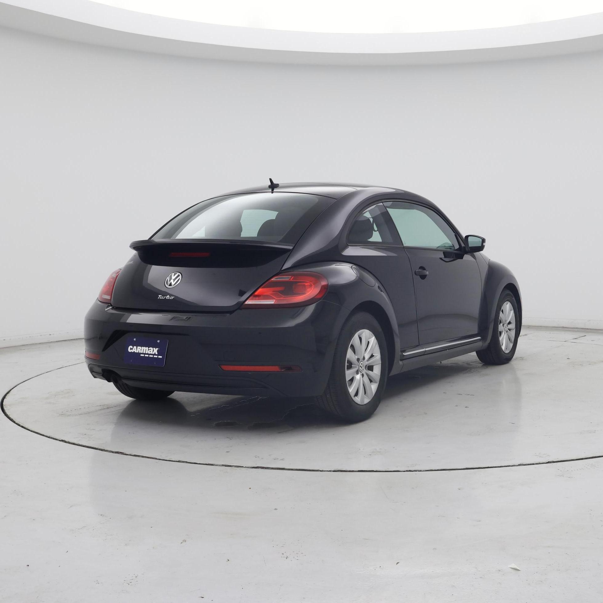 Thumbnail: 2019 Volkswagen Beetle - 8
