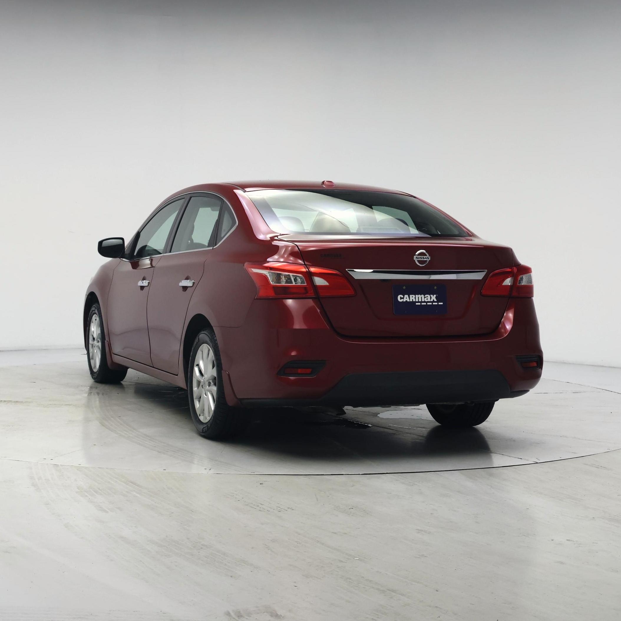 Thumbnail: 2016 Nissan Sentra - 6