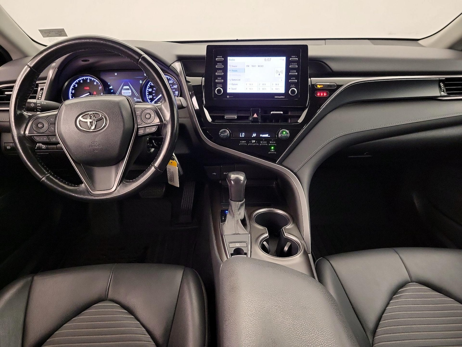 Apple CarPlay® & Android Auto™