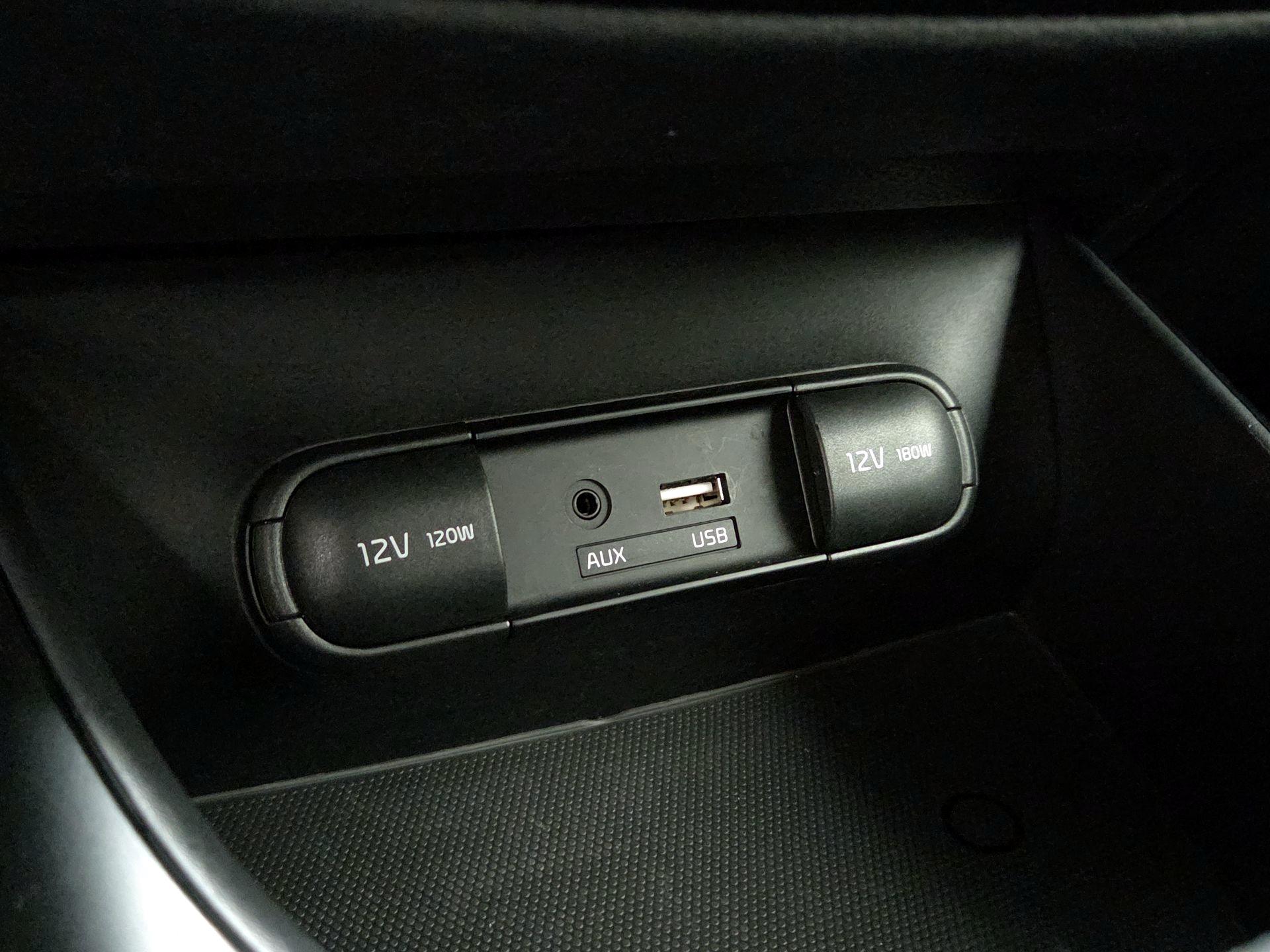 Thumbnail: 2018 Kia Soul - 18
