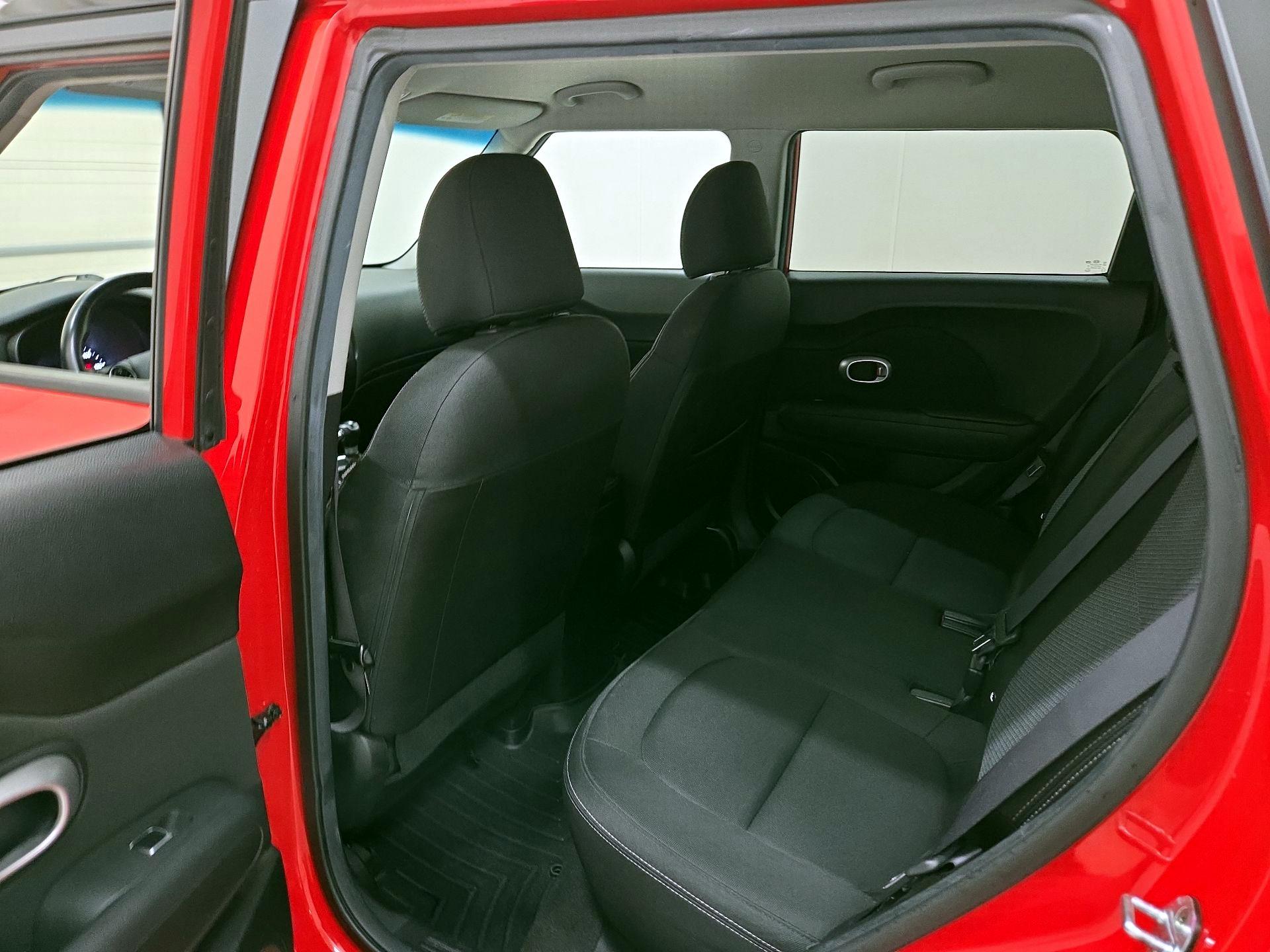 Thumbnail: 2018 Kia Soul - 19