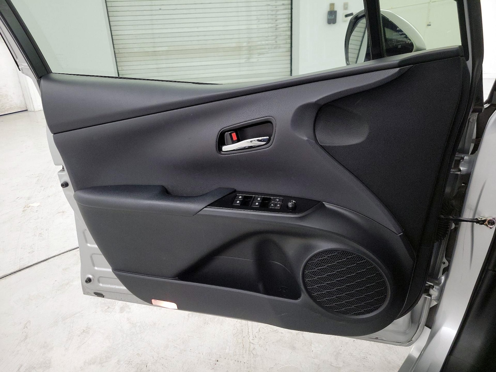 2017 Toyota Prius Prime Advanced - Photo 13