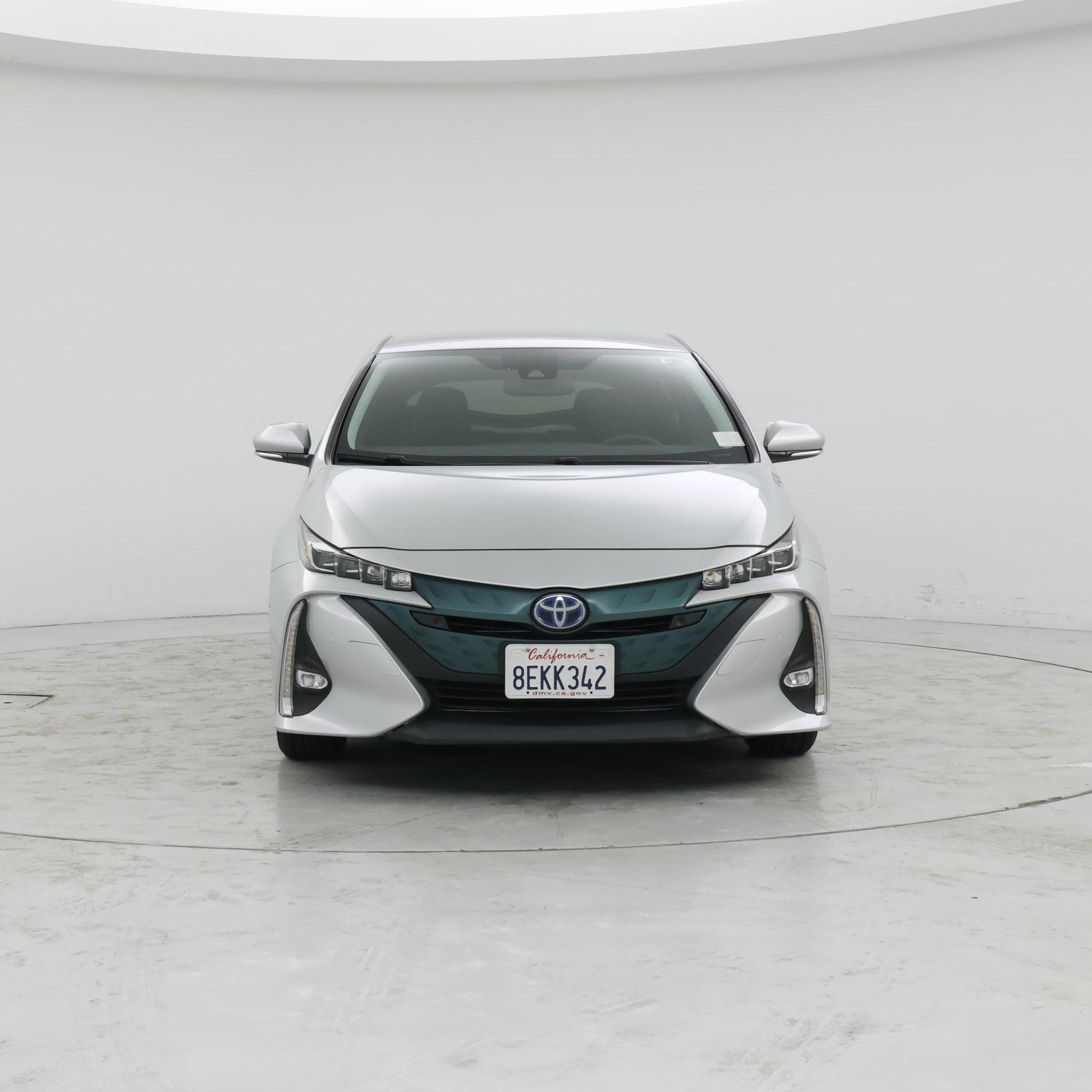 Thumbnail: 2017 Toyota Prius Prime - 5