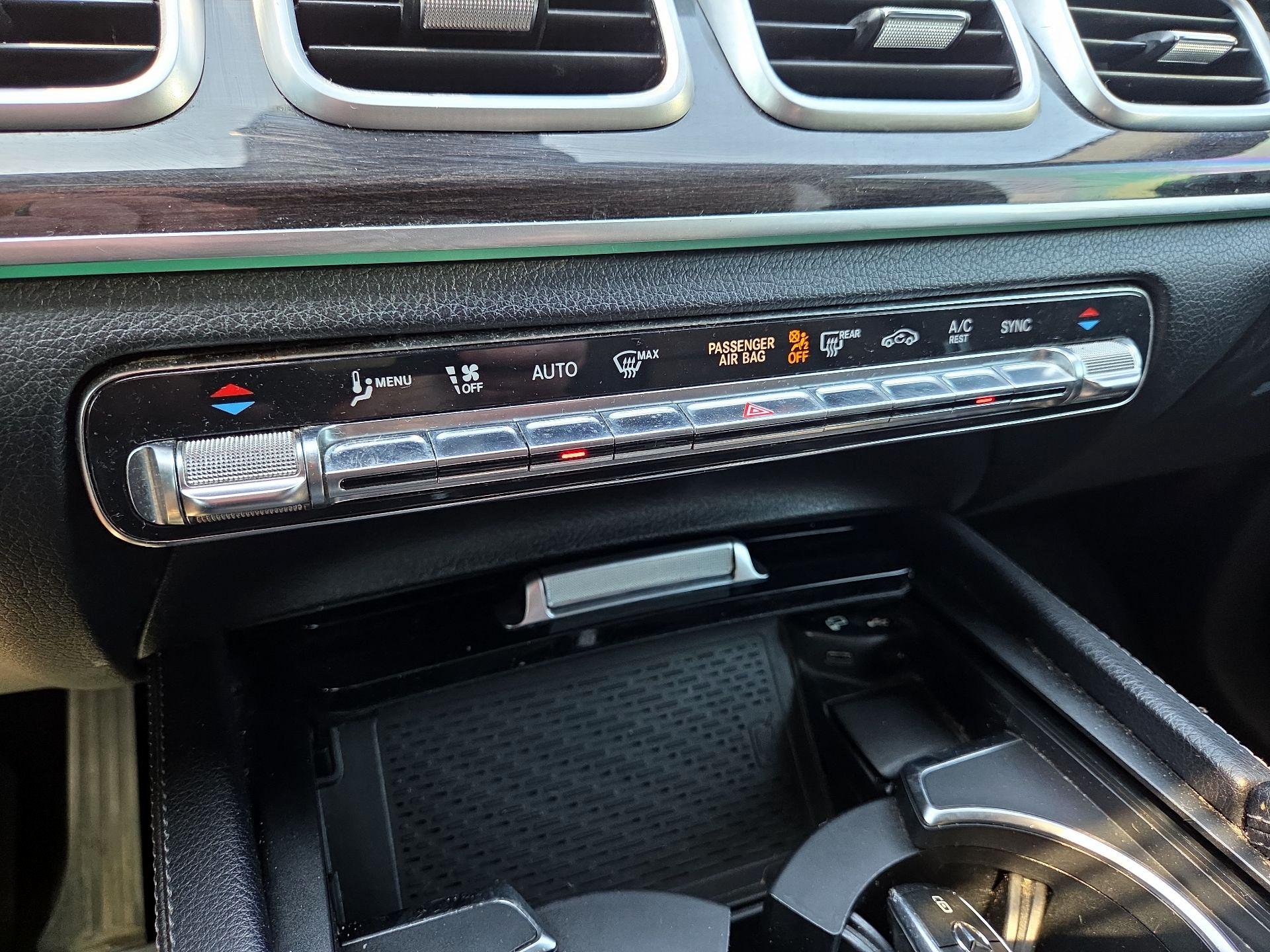 Thumbnail: 2020 Mercedes-Benz GLE - 17