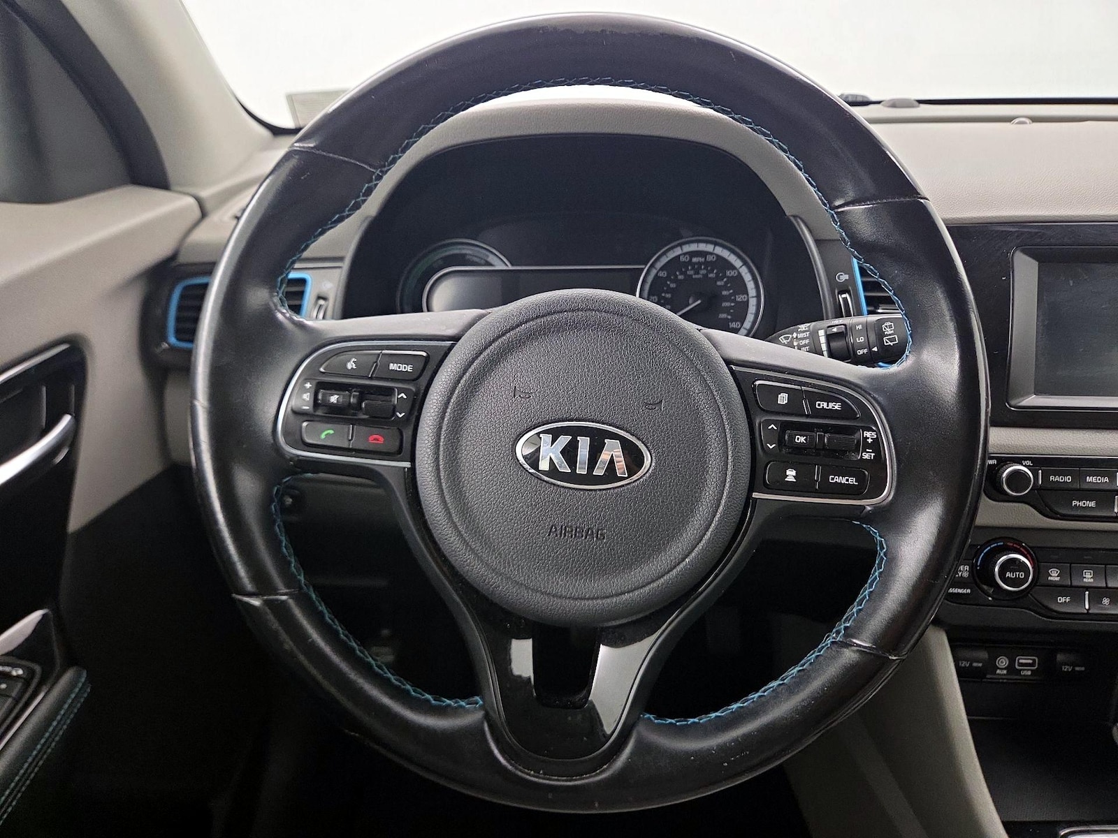 2019 Kia Niro EX - Photo 11