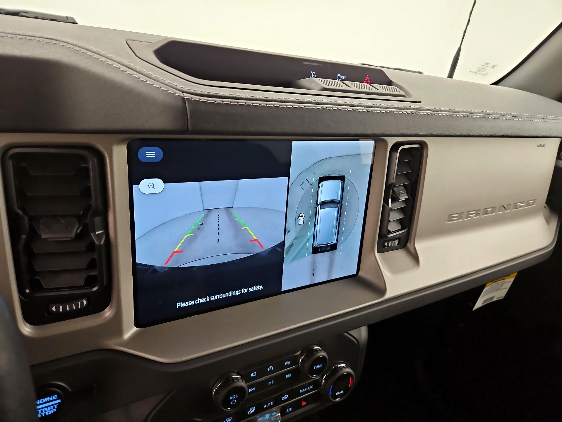 Thumbnail: 2025 Ford Bronco - 15