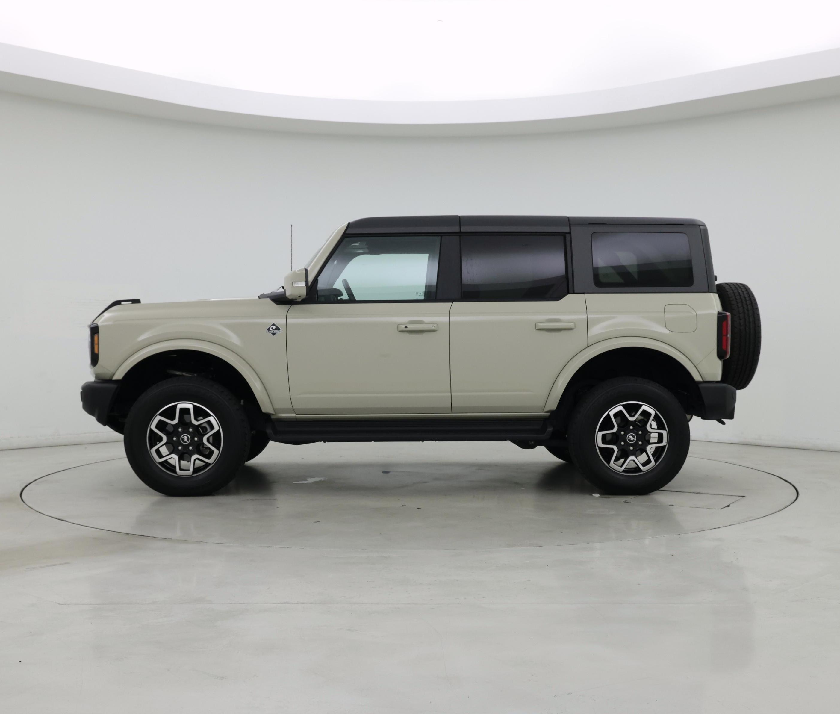 Thumbnail: 2025 Ford Bronco - 3