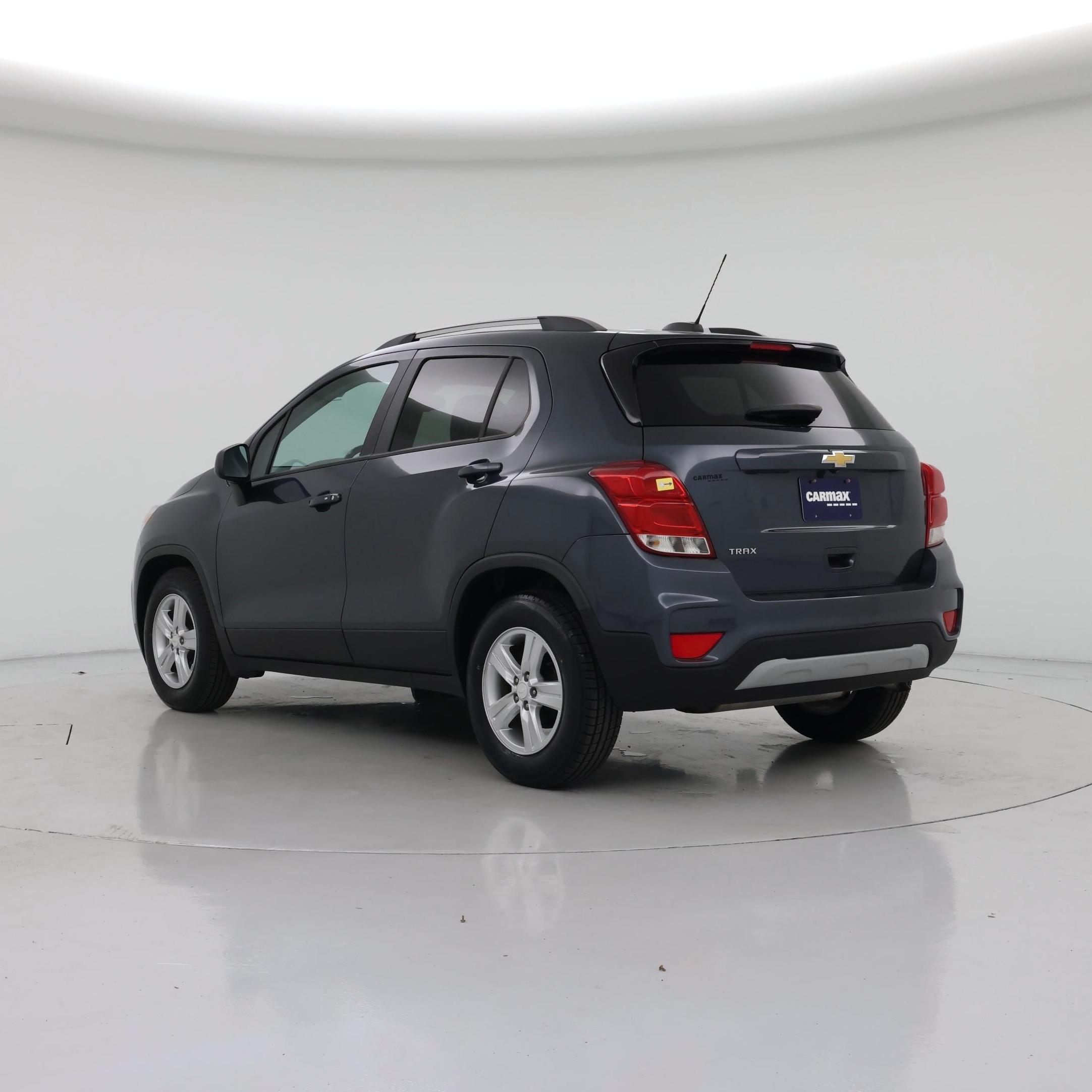 Thumbnail: 2022 Chevrolet Trax - 2