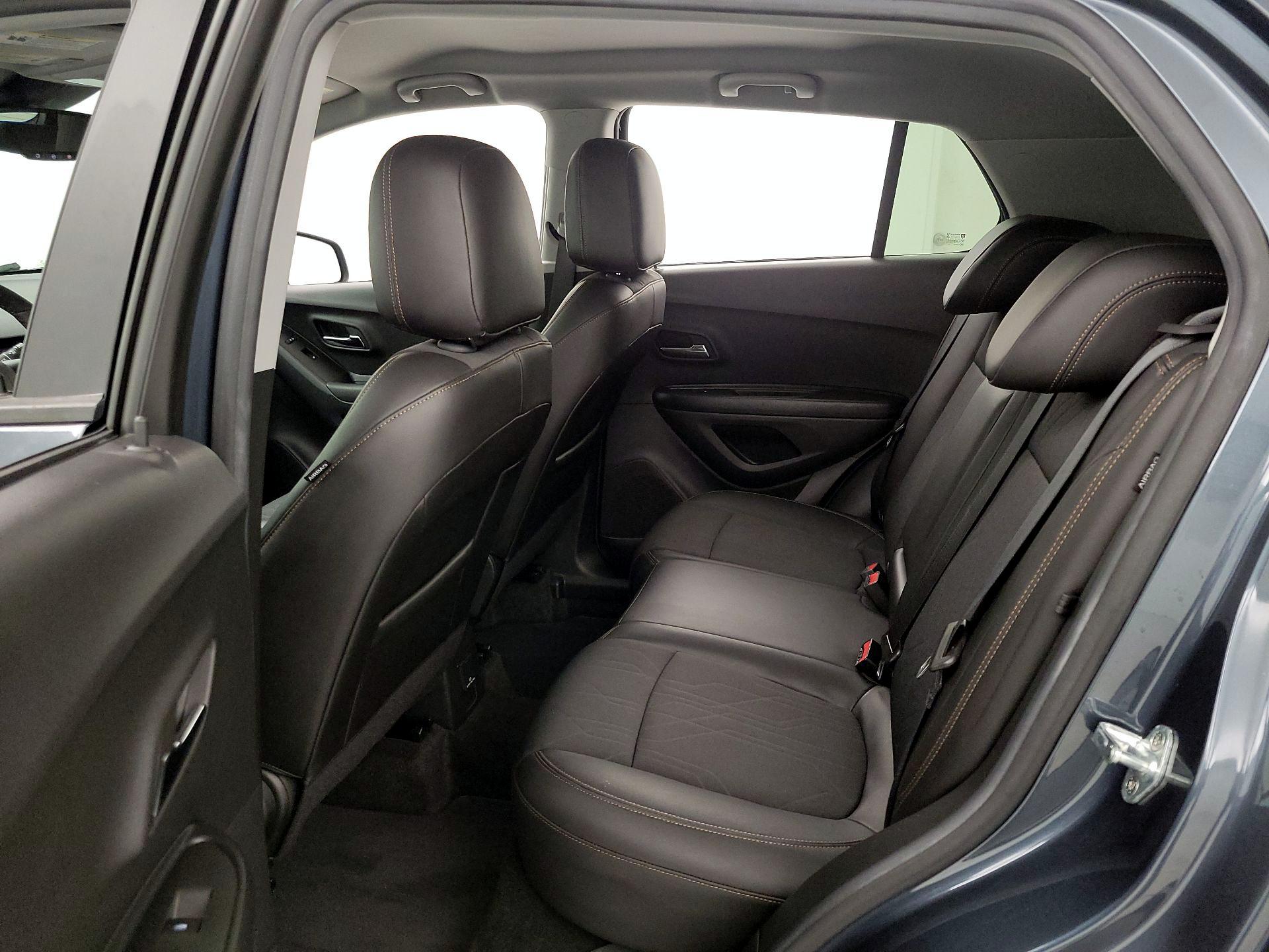 Thumbnail: 2022 Chevrolet Trax - 19