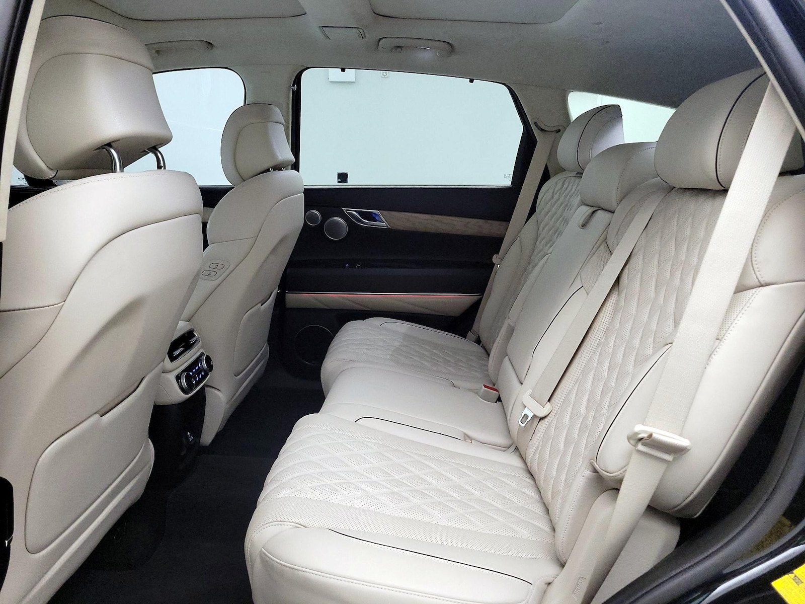 2024 GENESIS GV80 Standard - Photo 22