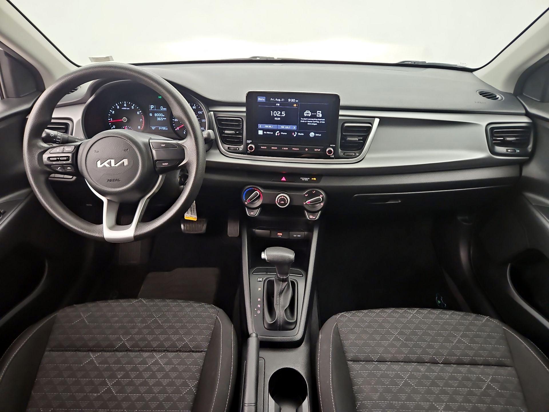 Thumbnail: 2022 Kia Rio - 9
