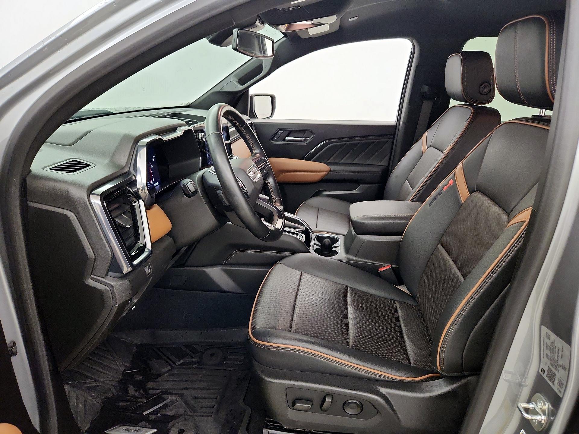 Thumbnail: 2023 GMC Canyon - 11