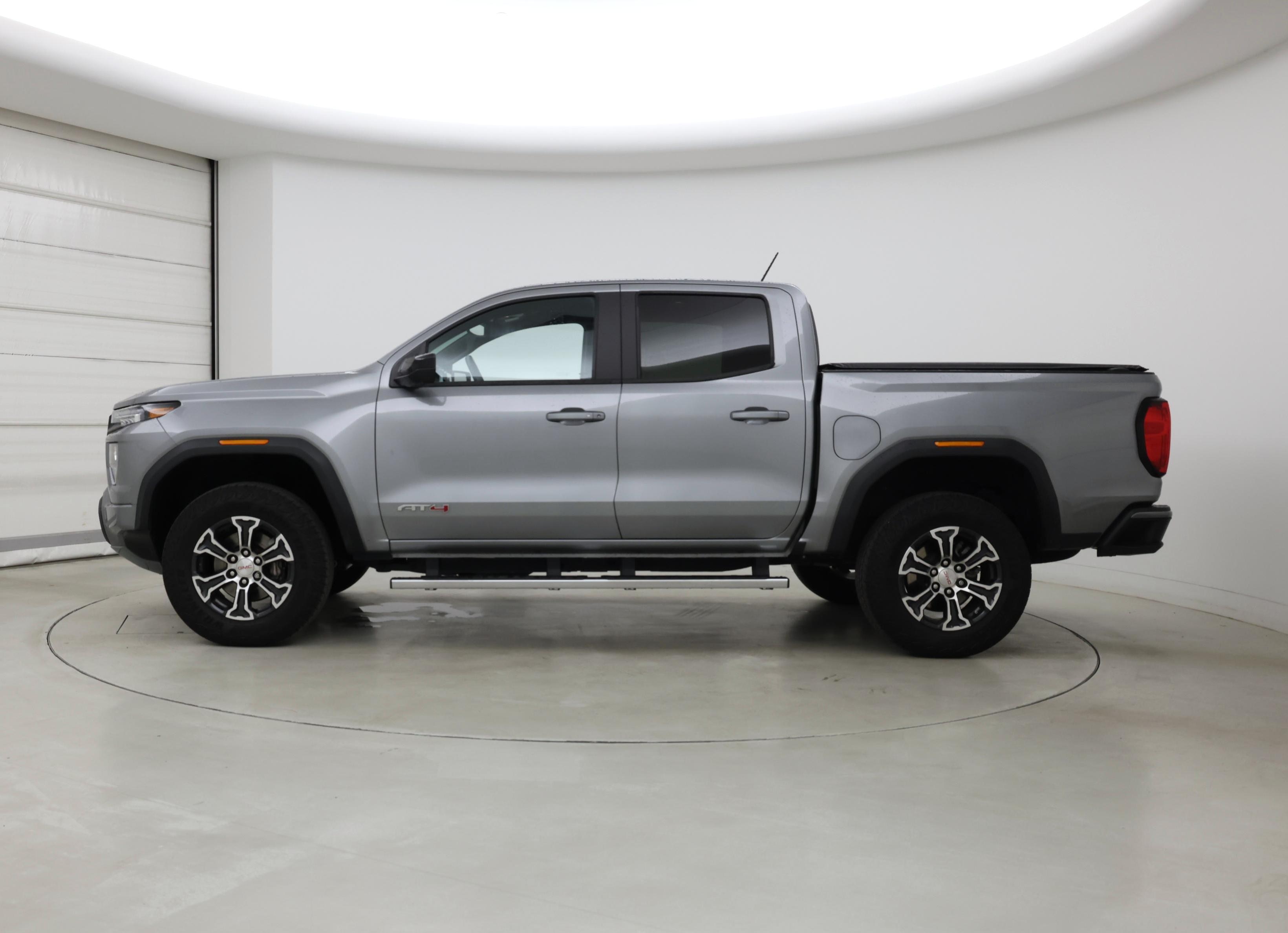 Thumbnail: 2023 GMC Canyon - 3