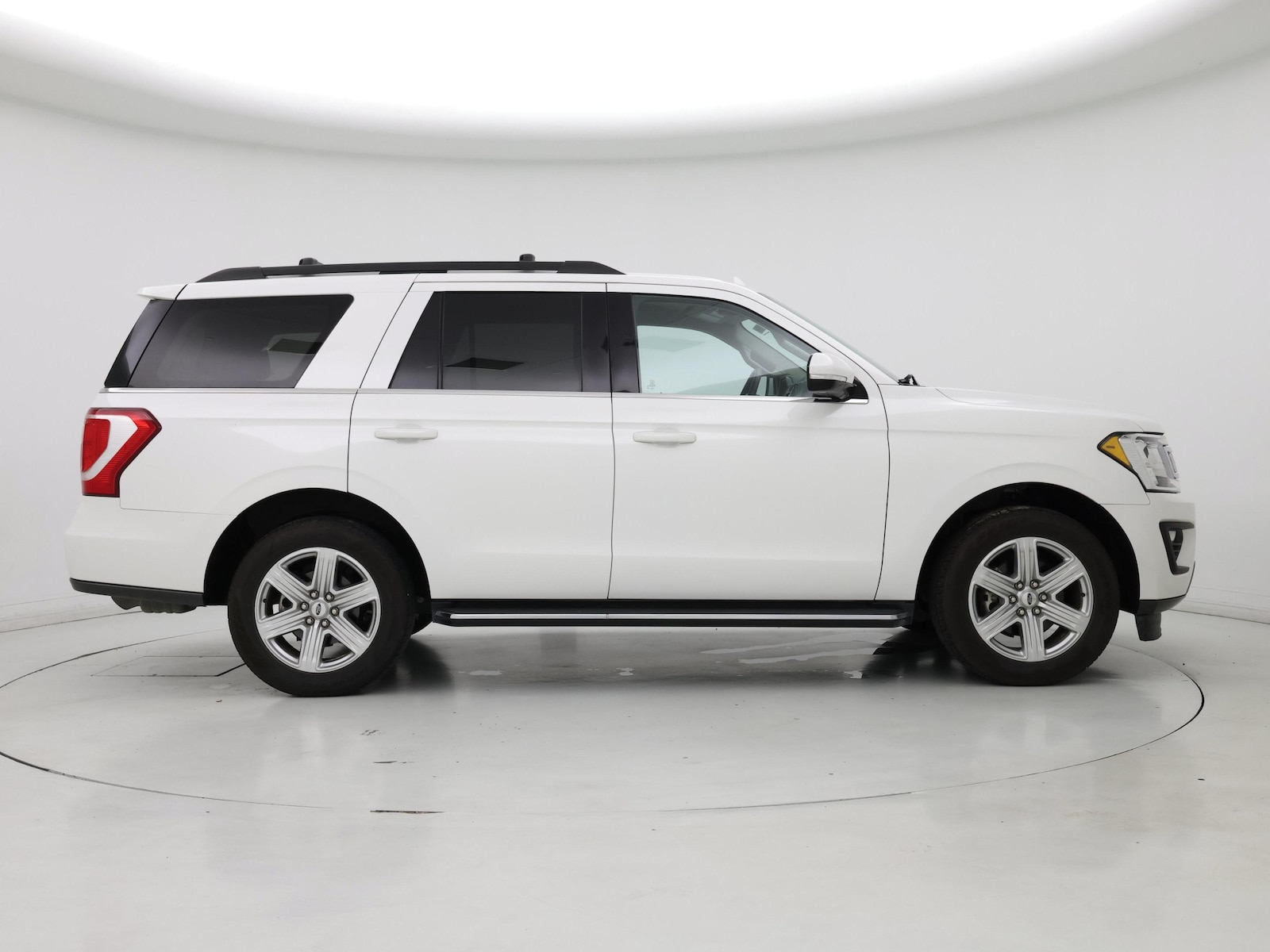 2020 Ford Expedition XLT - Photo 8