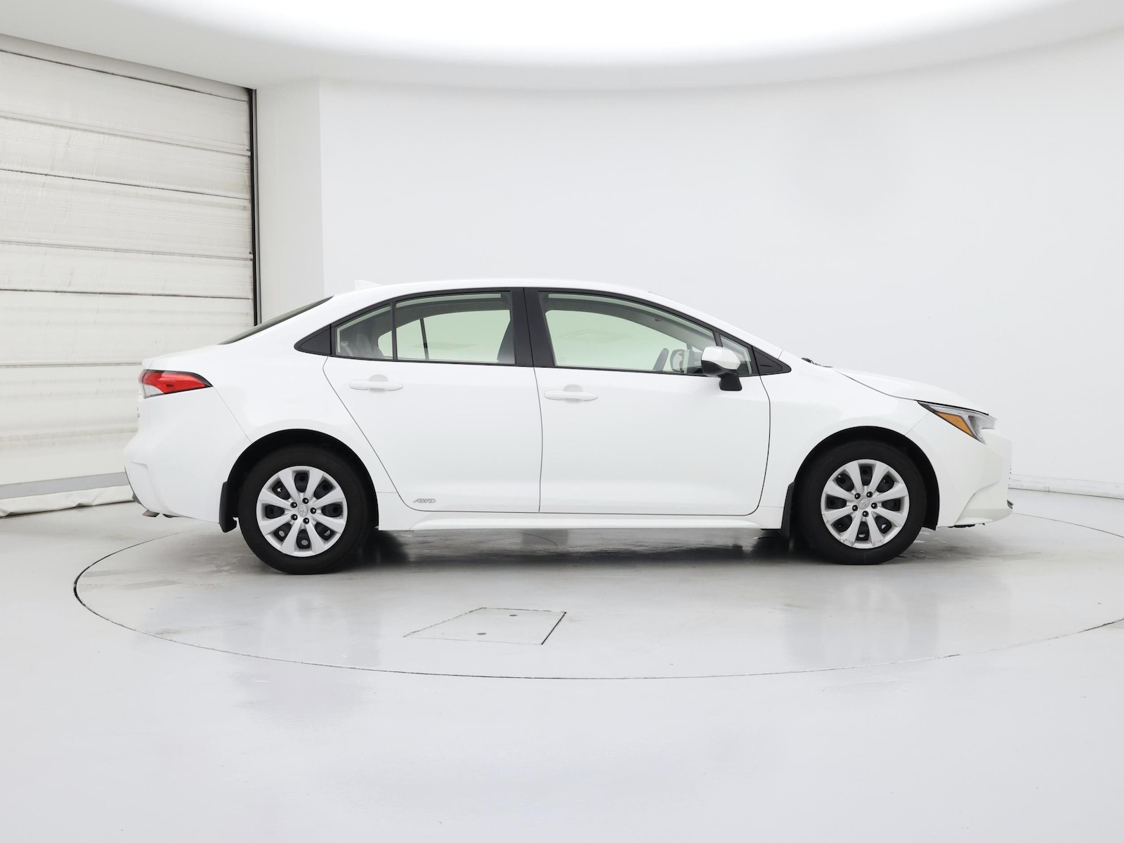 2023 Toyota Corolla LE - Photo 8