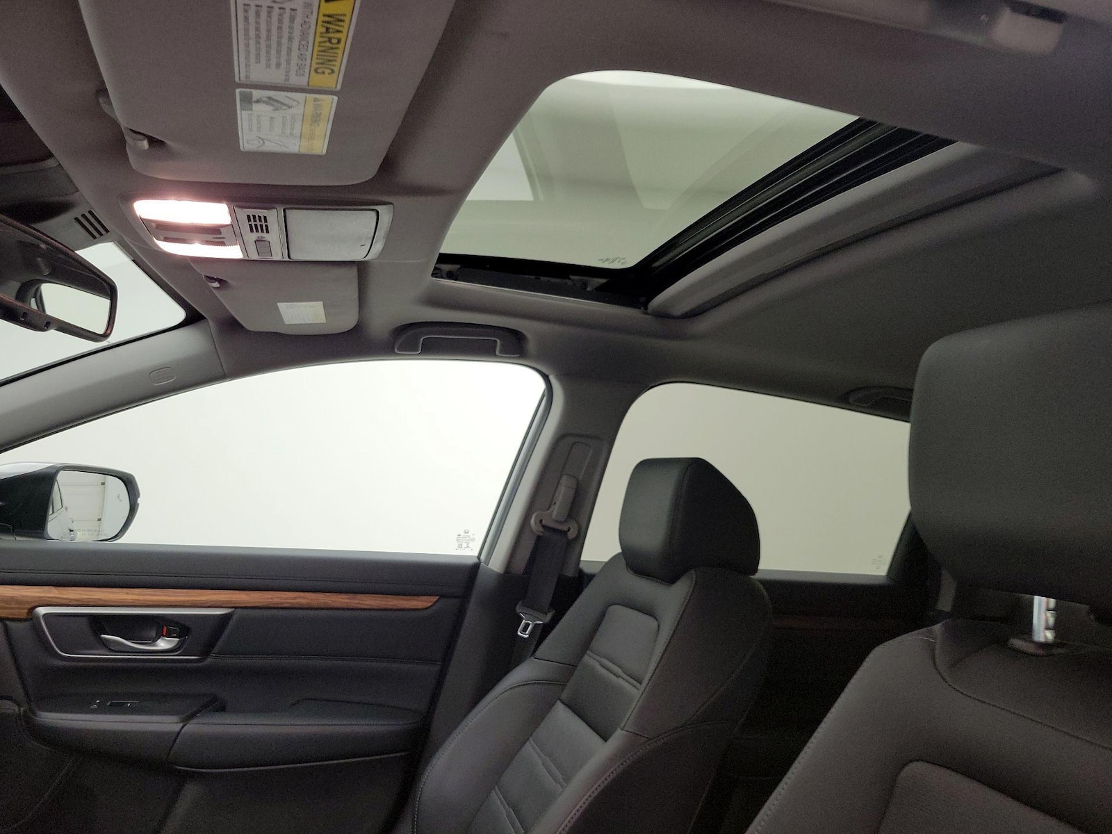Sunroof(s) & Overhead Airbags