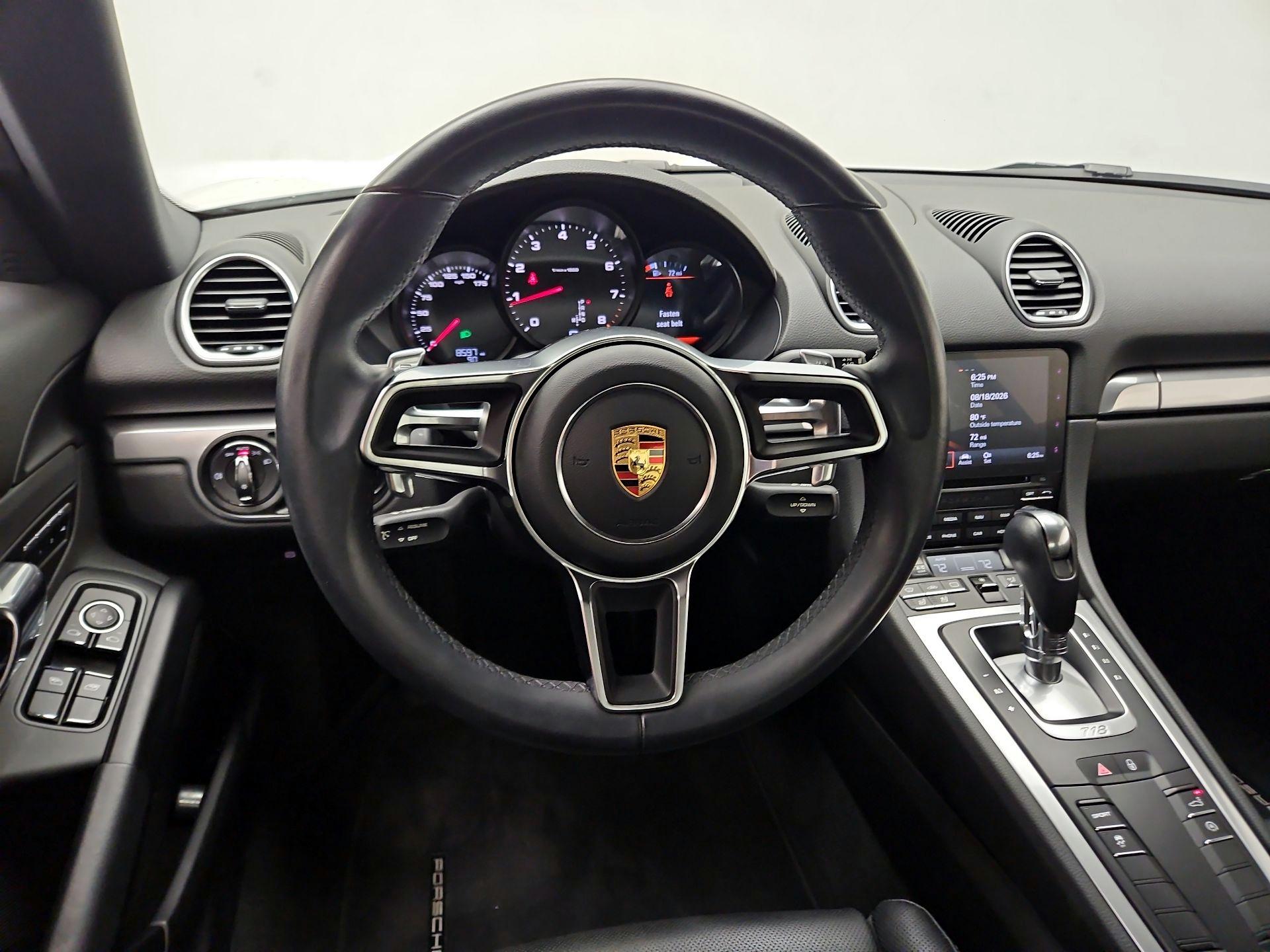 Thumbnail: 2018 Porsche 718 Cayman - 10