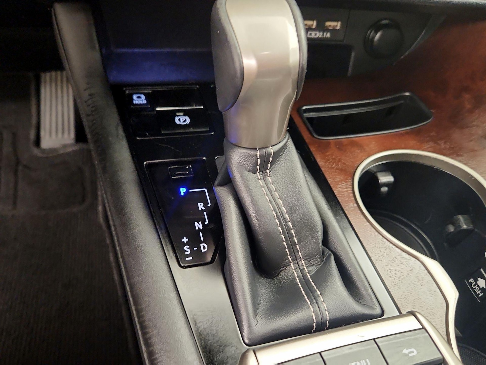 2020 Lexus RX Hybrid 450h - Photo 19