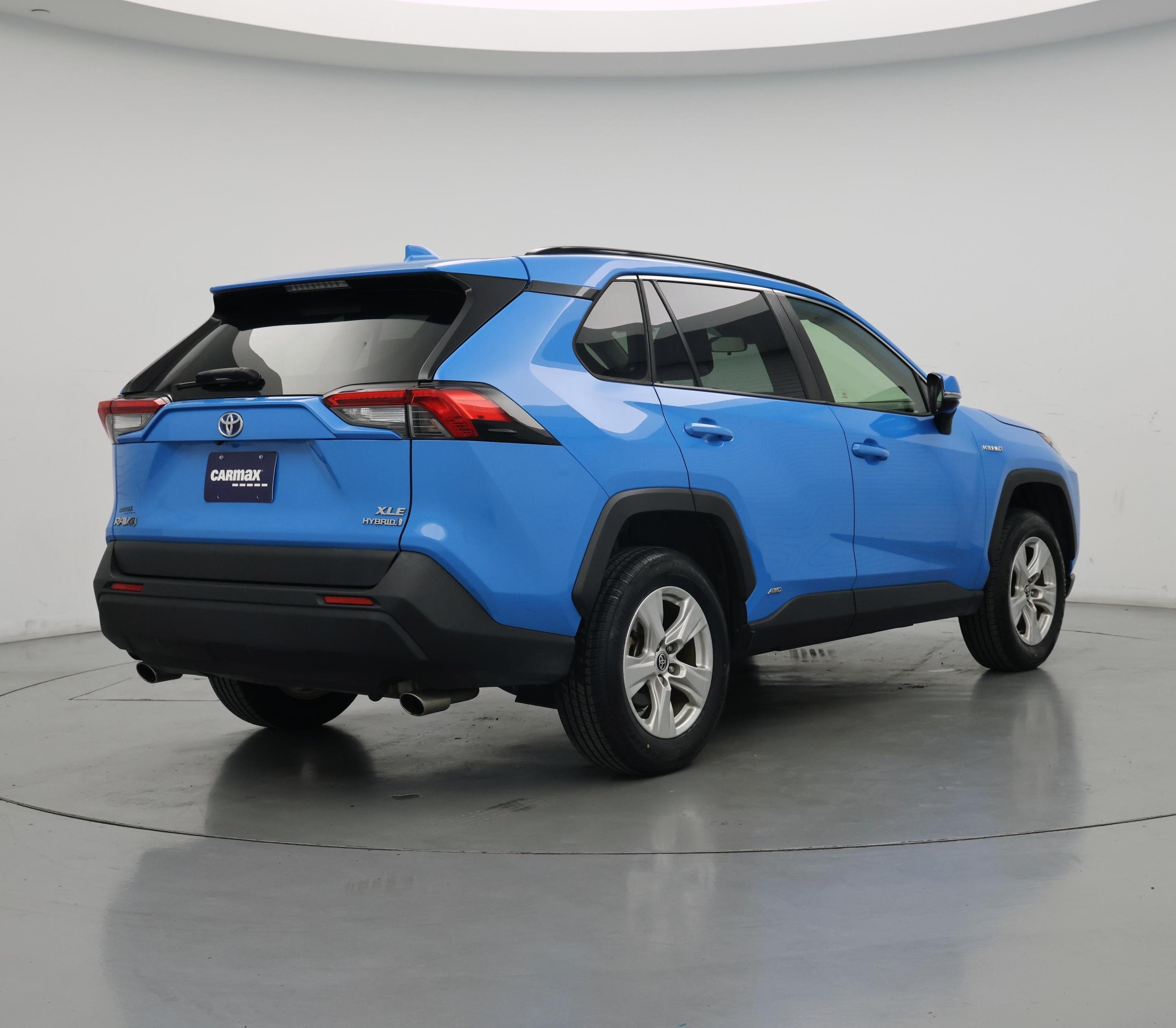 Thumbnail: 2021 Toyota RAV4 - 8