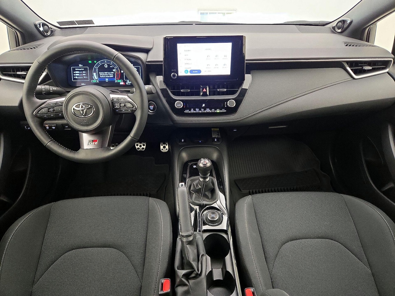 2023 Toyota GR Corolla Core - Photo 10