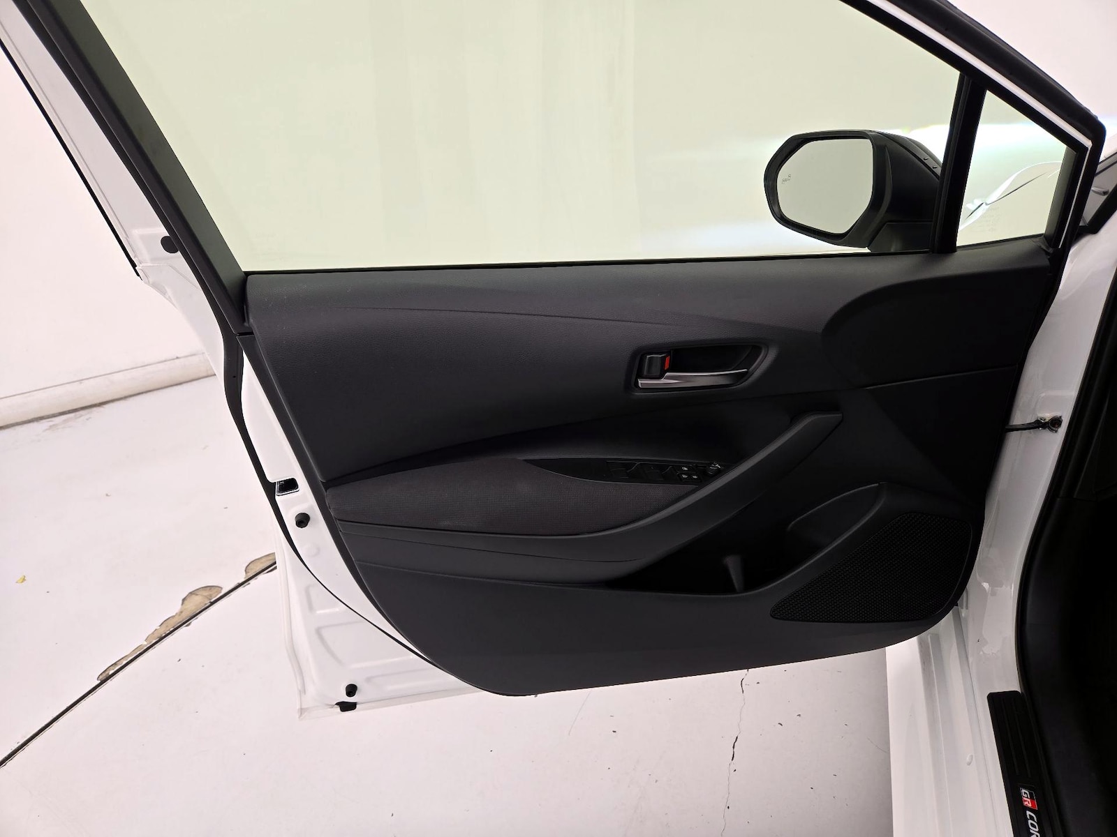 2023 Toyota GR Corolla Core - Photo 13