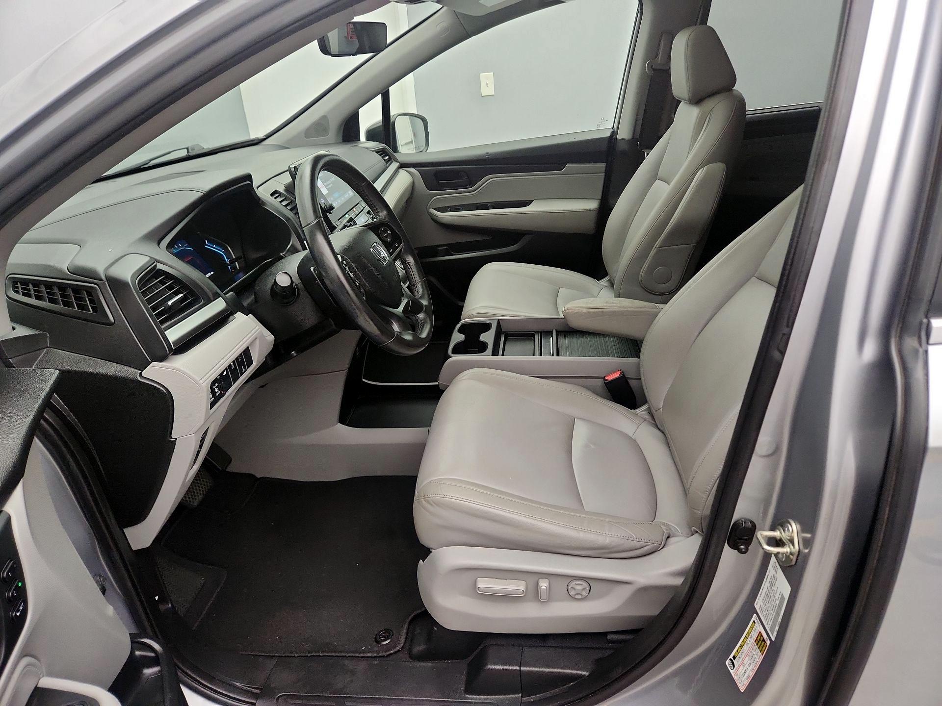 Thumbnail: 2019 Honda Odyssey - 11