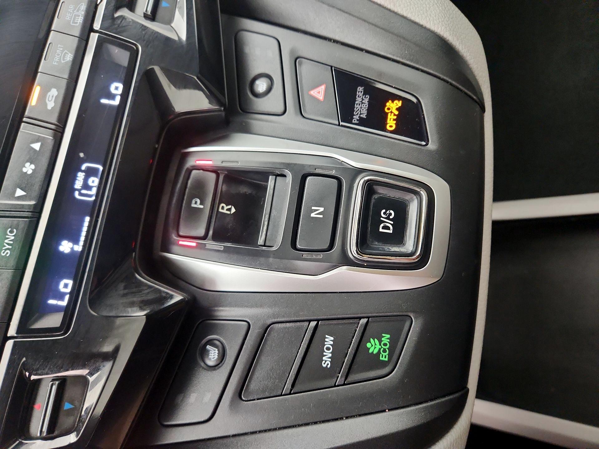 Thumbnail: 2019 Honda Odyssey - 17