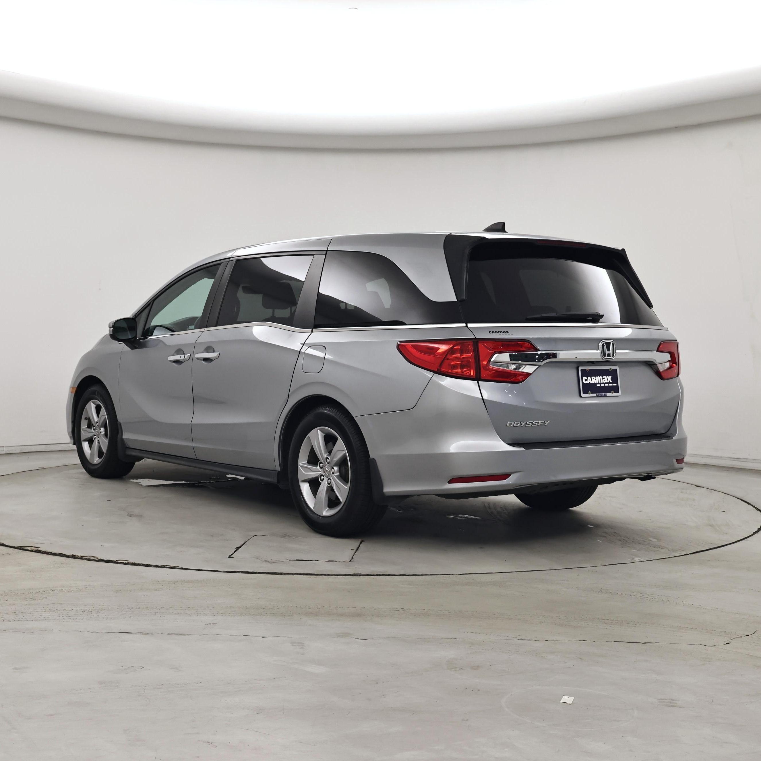 Thumbnail: 2019 Honda Odyssey - 2