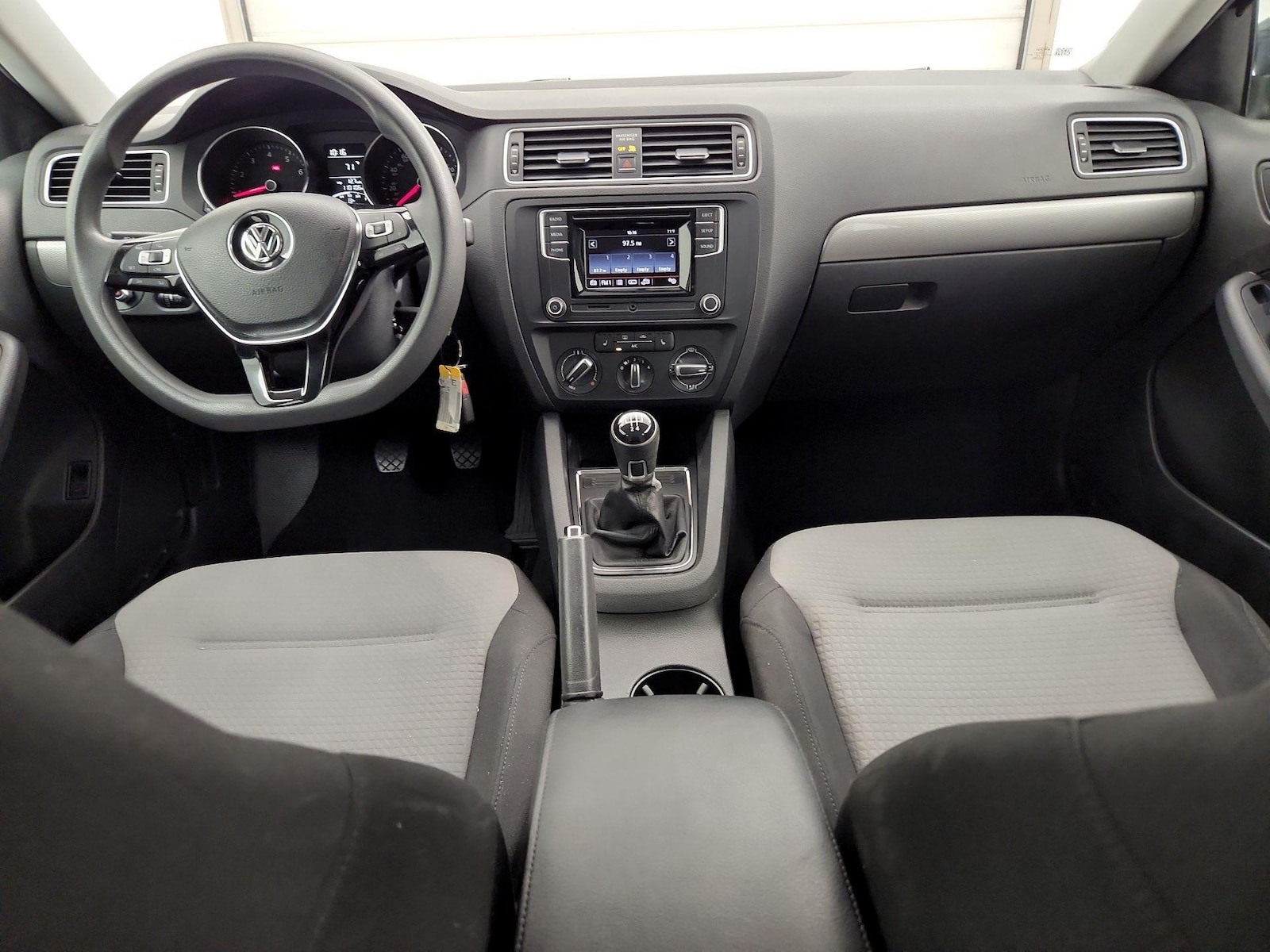 2017 Volkswagen Jetta S - Photo 10
