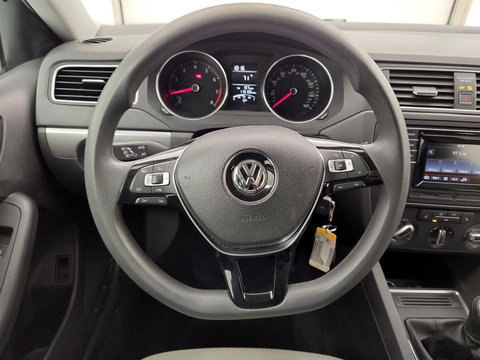 2017 Volkswagen Jetta S - Photo 11